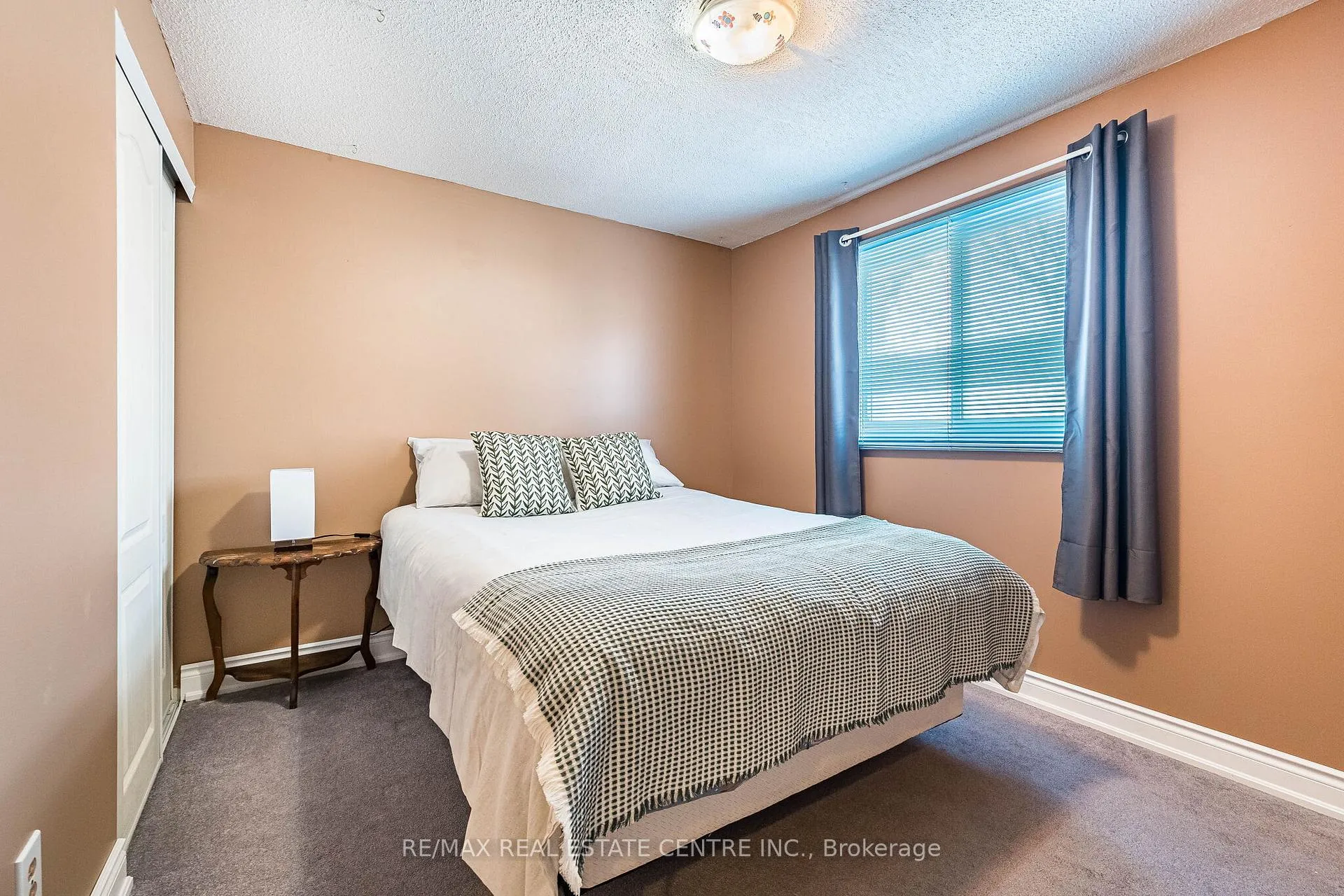 Photo 19 of 34 Berkshire Square, Brampton, Heart Lake East — HOMEH