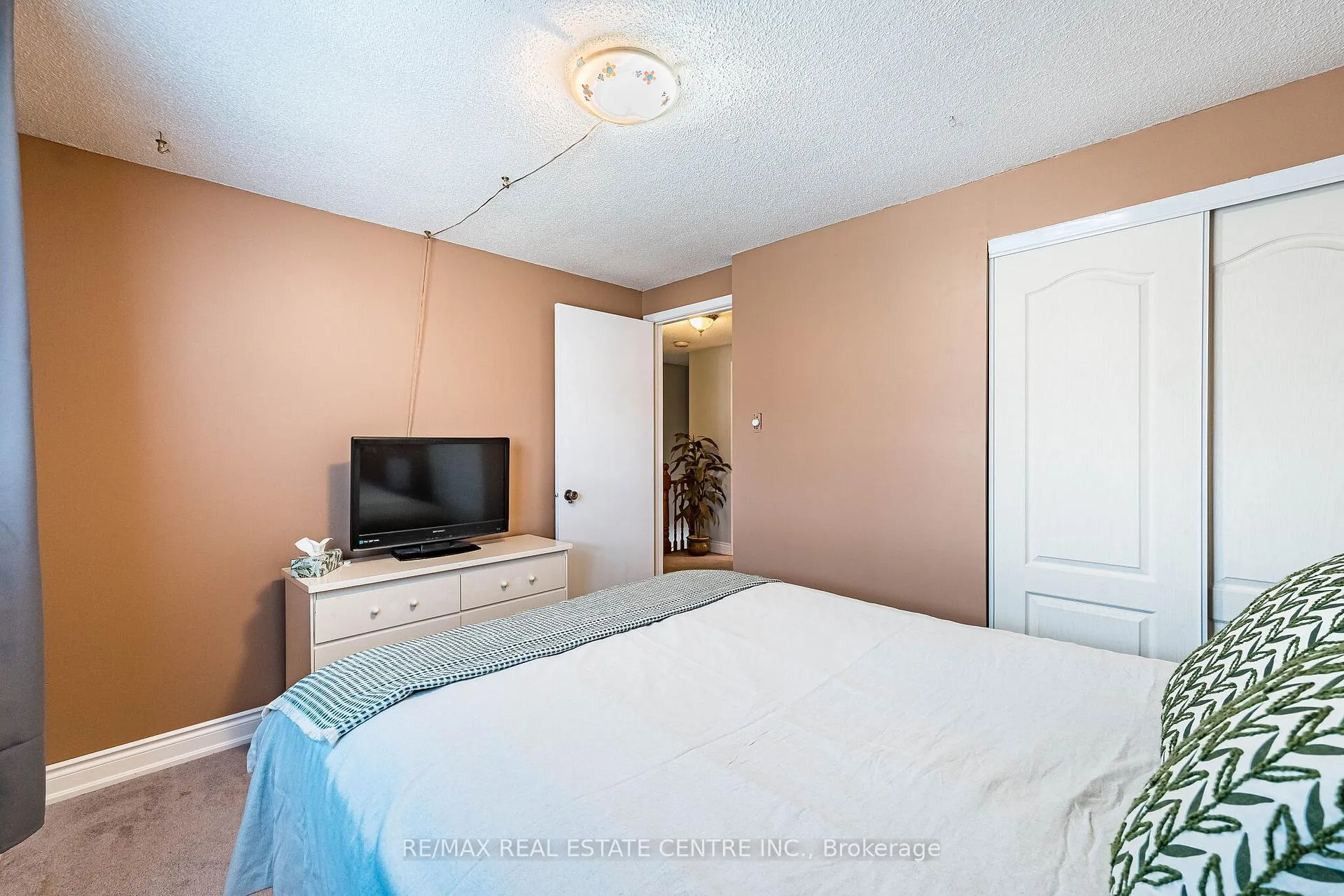 Photo 20 of 34 Berkshire Square, Brampton, Heart Lake East — HOMEH