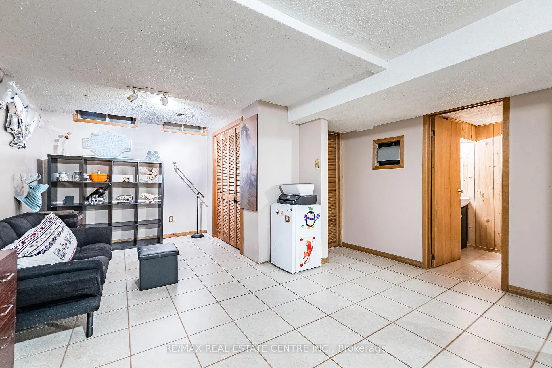 Photo 27 of 34 Berkshire Square, Brampton, Heart Lake East — HOMEH