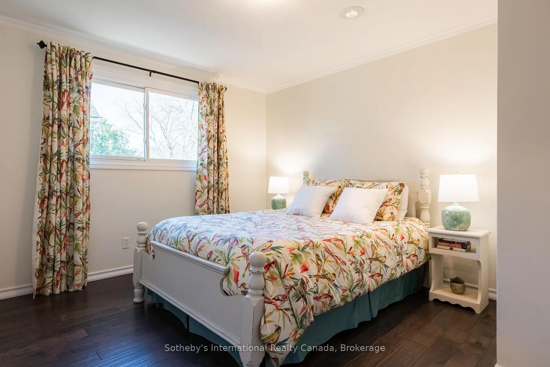 Photo 25 of 4151 Spruce Avenue, Burlington, Shoreacres — HOMEH
