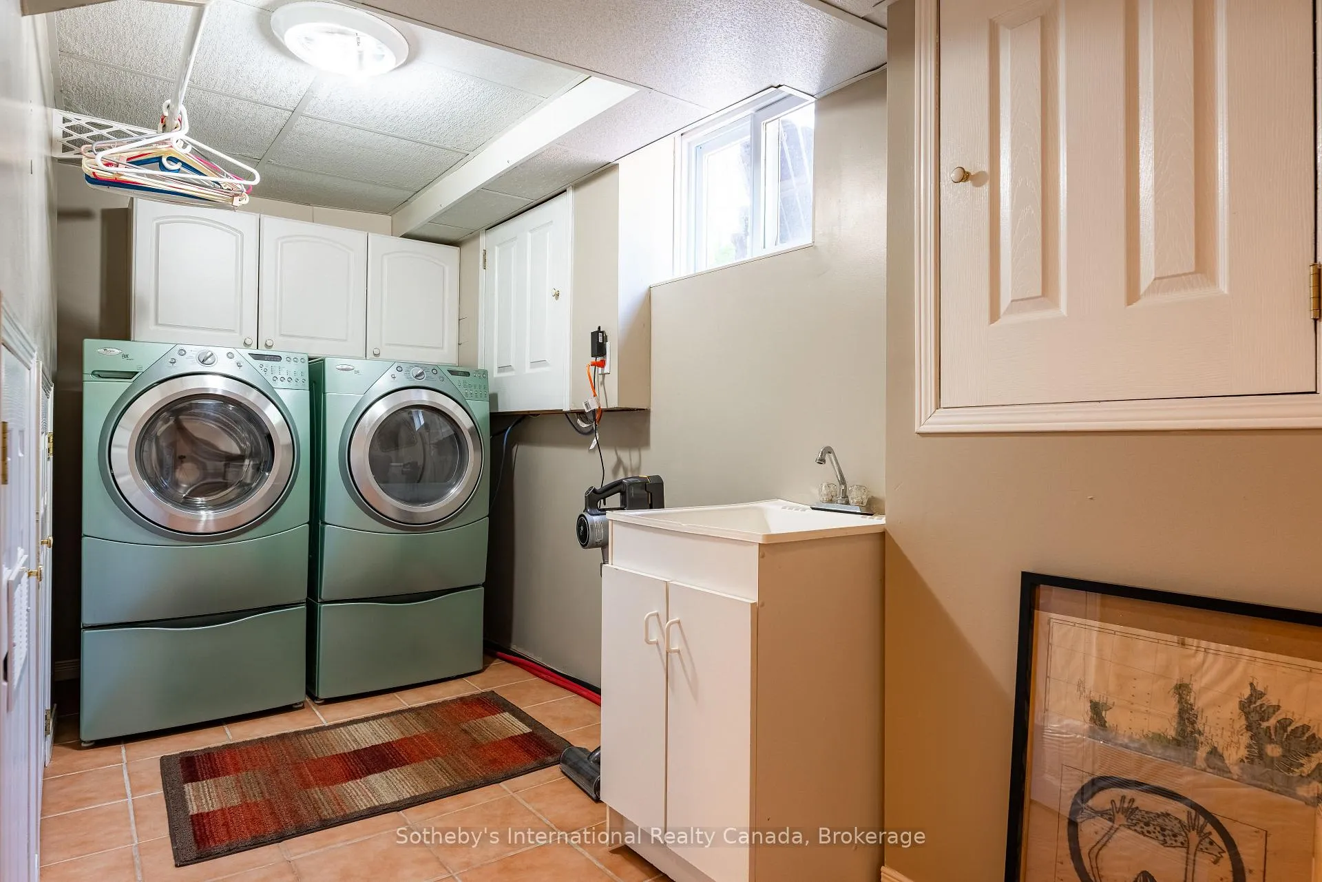 Photo 32 of 4151 Spruce Avenue, Burlington, Shoreacres — HOMEH