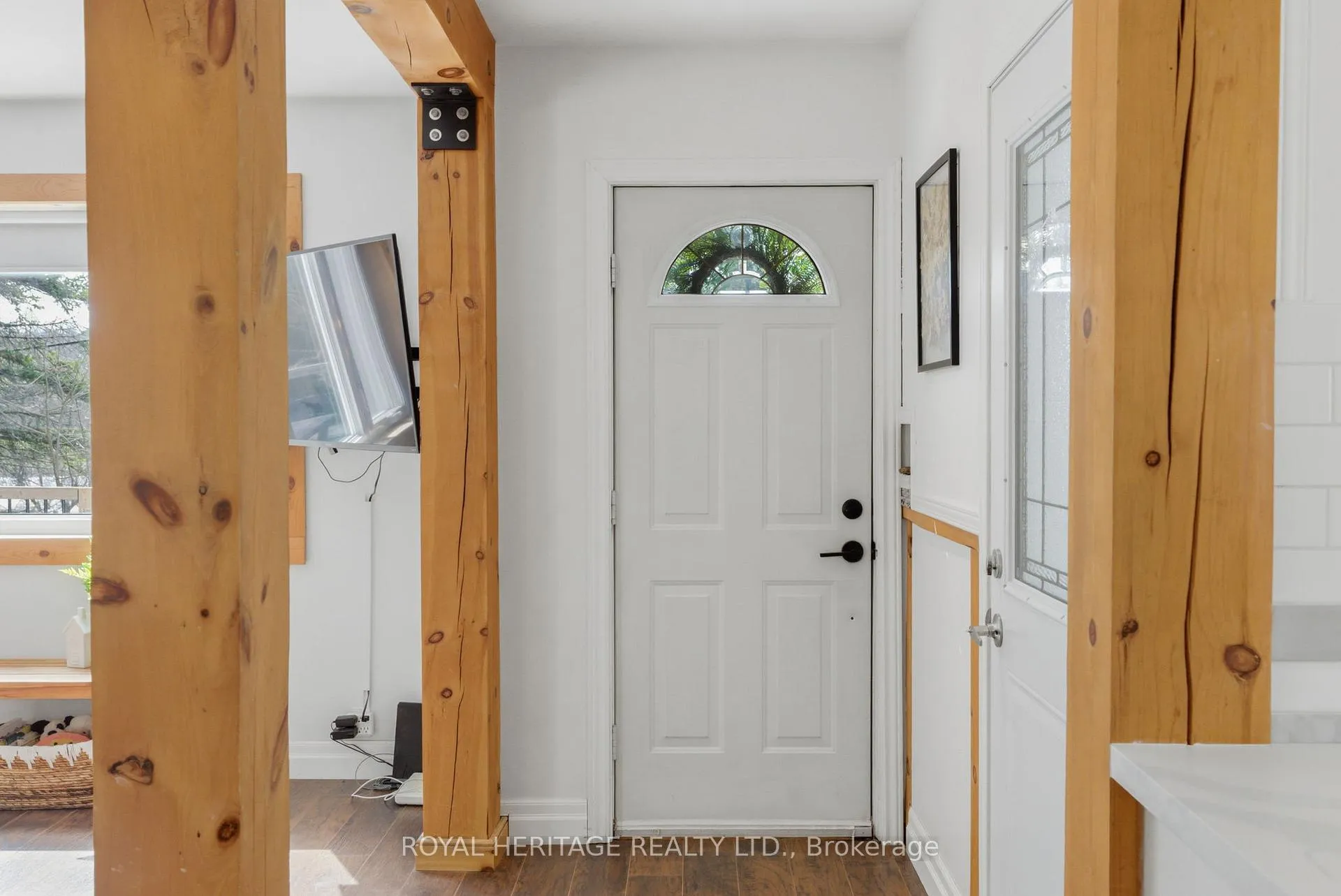 Photo 4 of 4151 Edgerton Road, Scugog, Blackstock — HOMEH