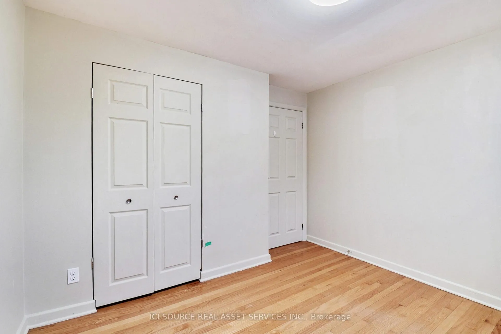 Photo 13 of 1391 Claymor Avenue, Ottawa, Carleton Square — HOMEH