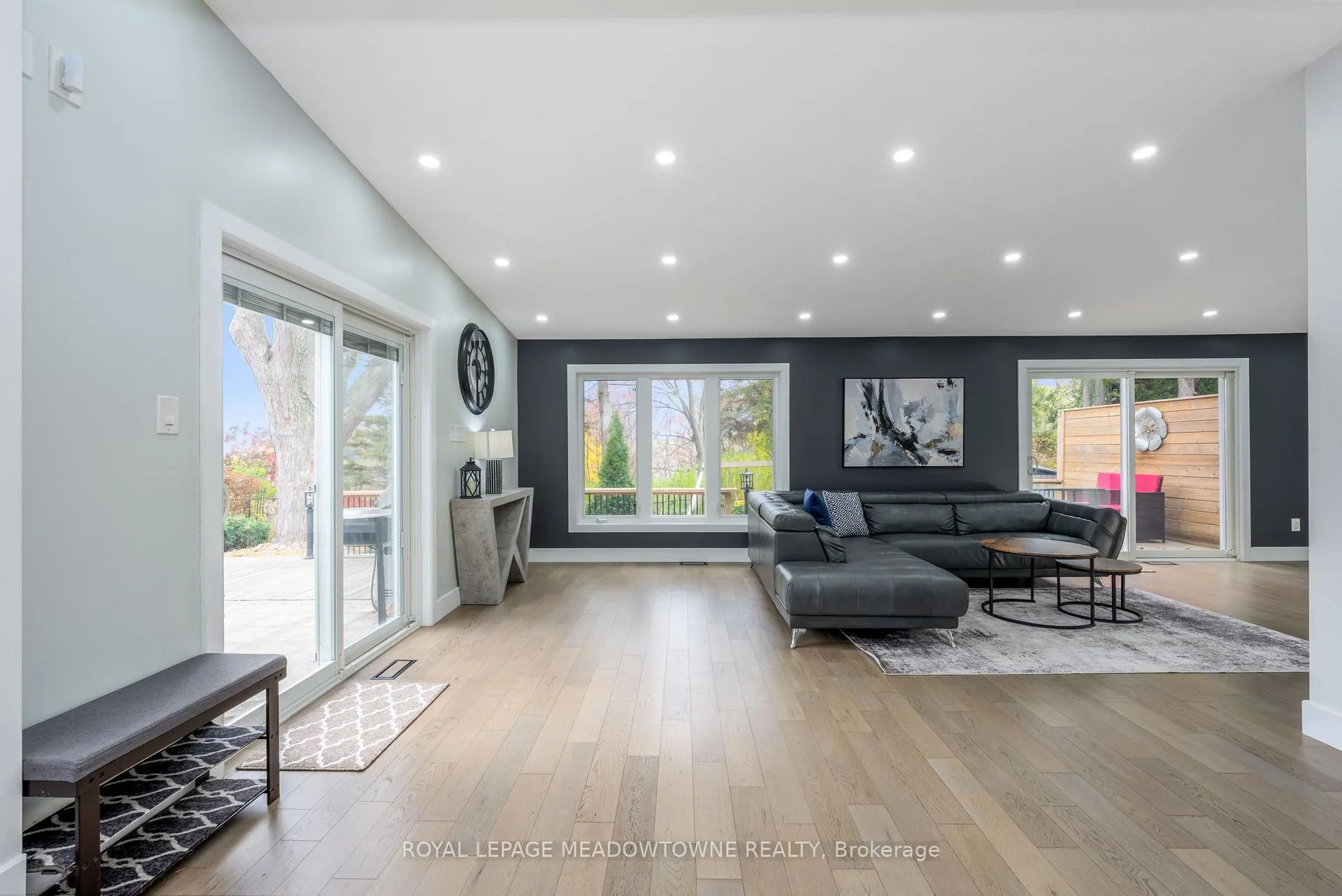 Photo 14 of 4 Chipper Court, Halton Hills, Georgetown — HOMEH