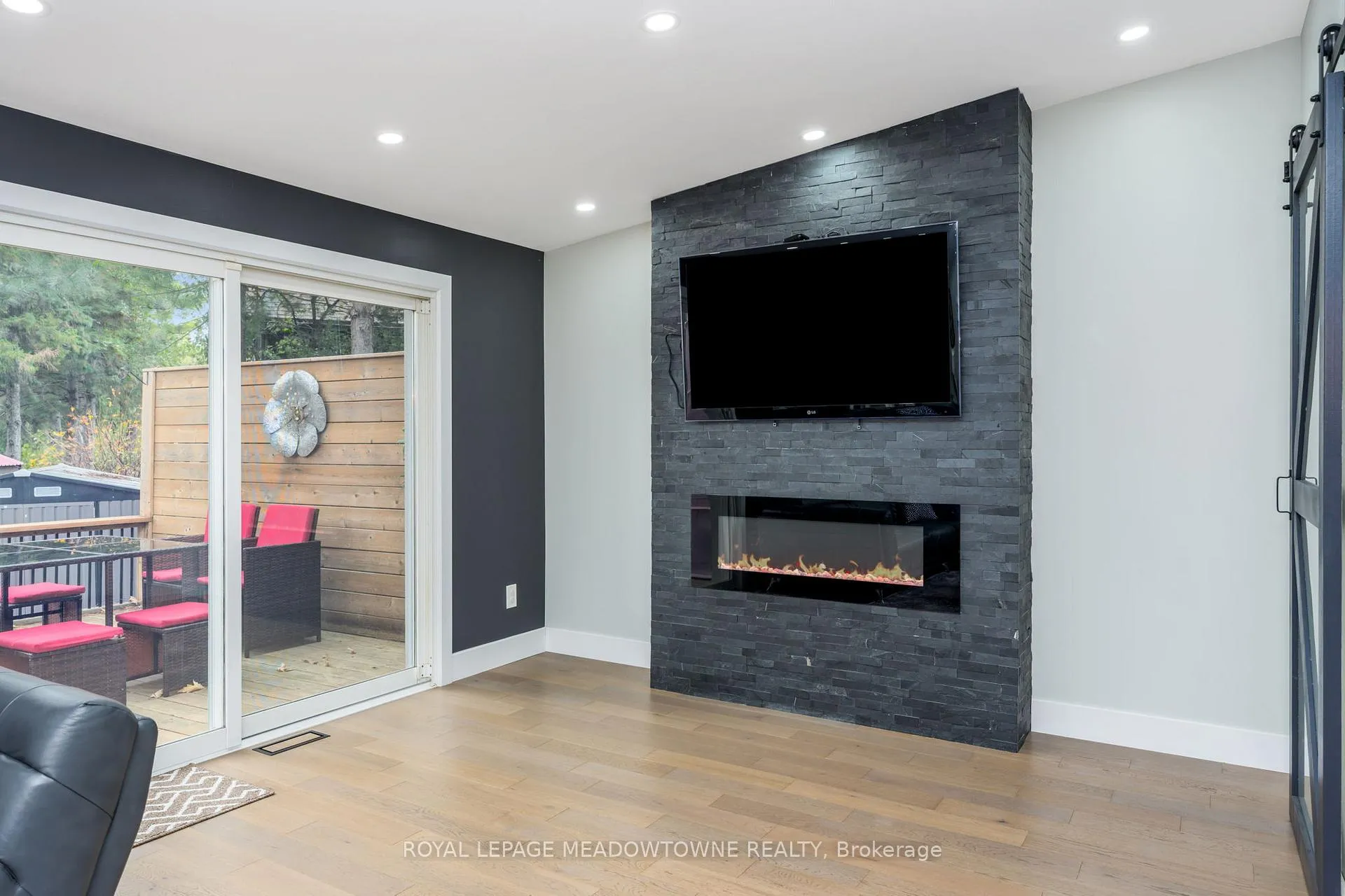 Photo 17 of 4 Chipper Court, Halton Hills, Georgetown — HOMEH