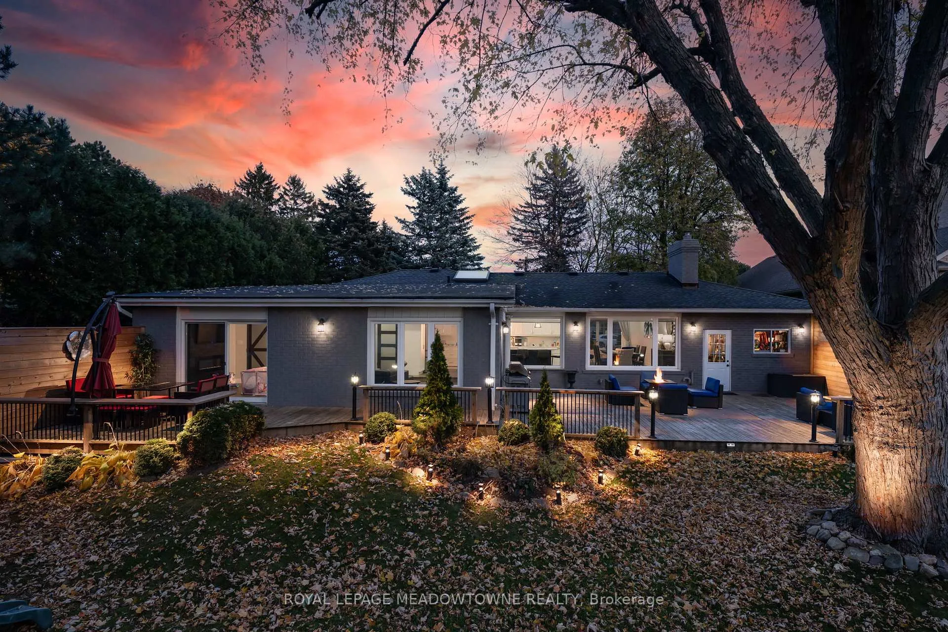 Photo 22 of 4 Chipper Court, Halton Hills, Georgetown — HOMEH