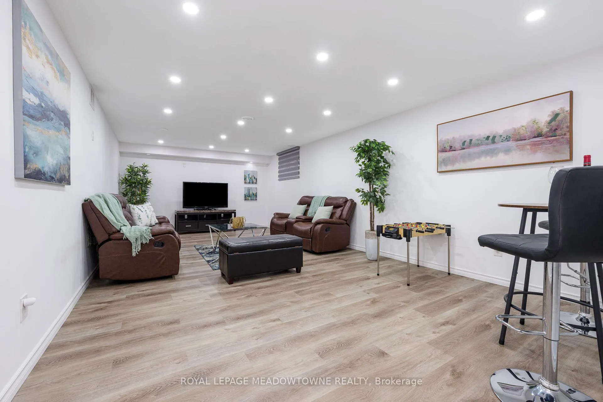 Photo 31 of 4 Chipper Court, Halton Hills, Georgetown — HOMEH