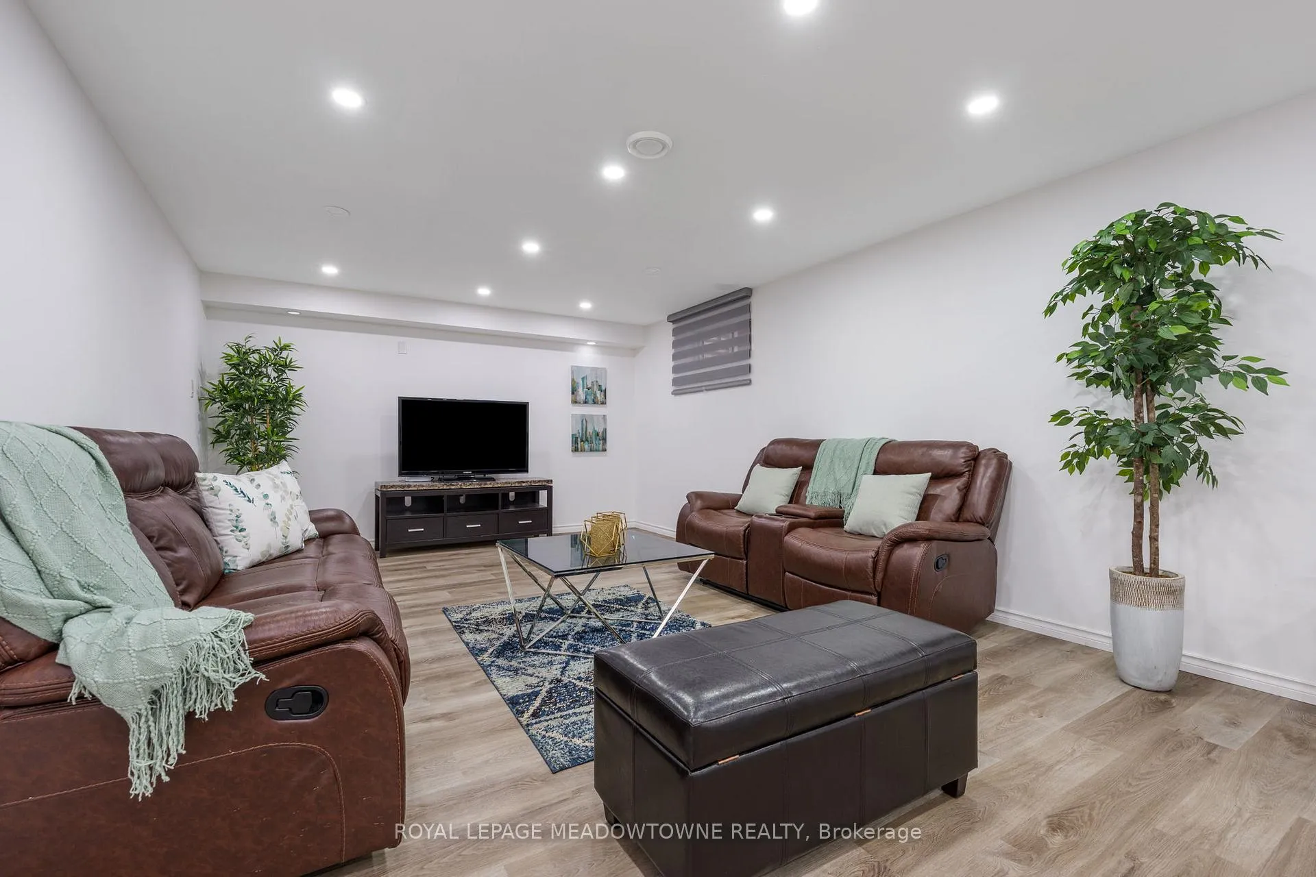 Photo 33 of 4 Chipper Court, Halton Hills, Georgetown — HOMEH