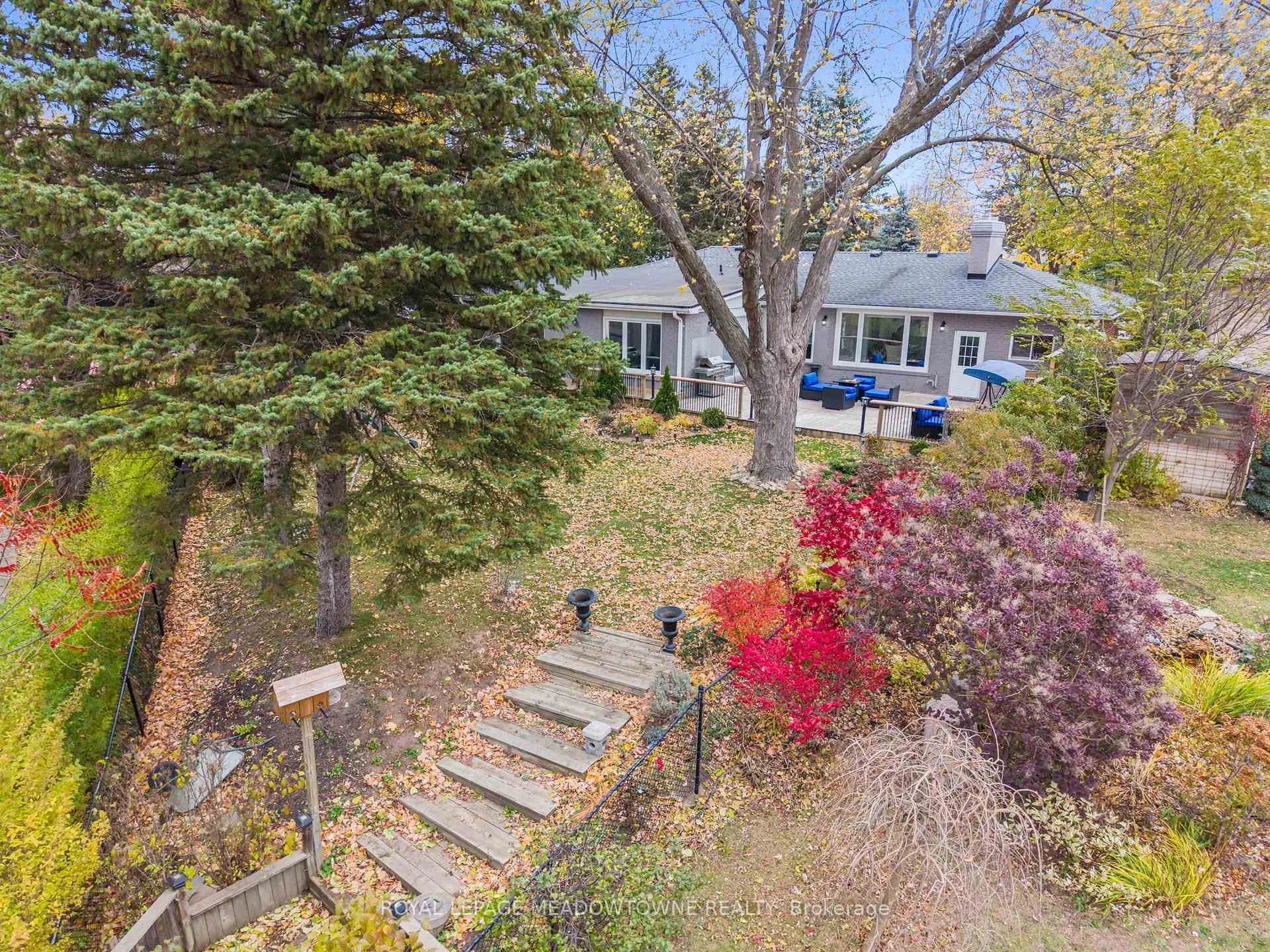 Photo 43 of 4 Chipper Court, Halton Hills, Georgetown — HOMEH
