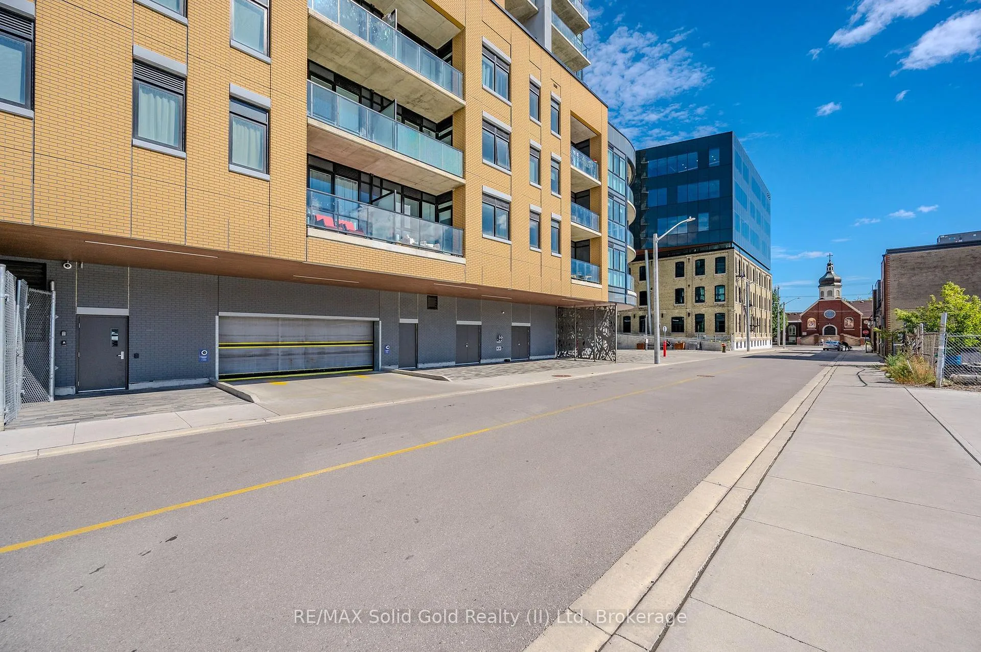 Photo 5 of Unit 2512, 108 Garment Street, Kitchener — HOMEH