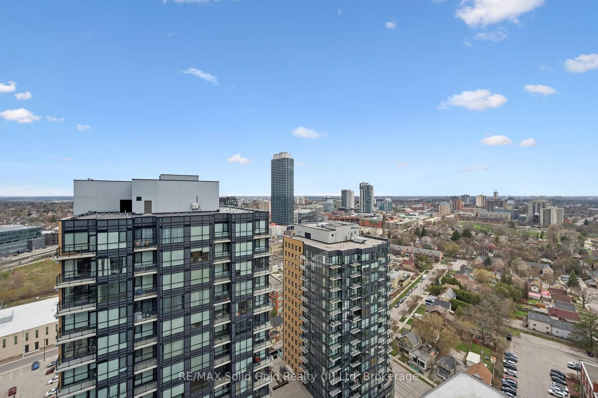 Photo 6 of Unit 2512, 108 Garment Street, Kitchener — HOMEH