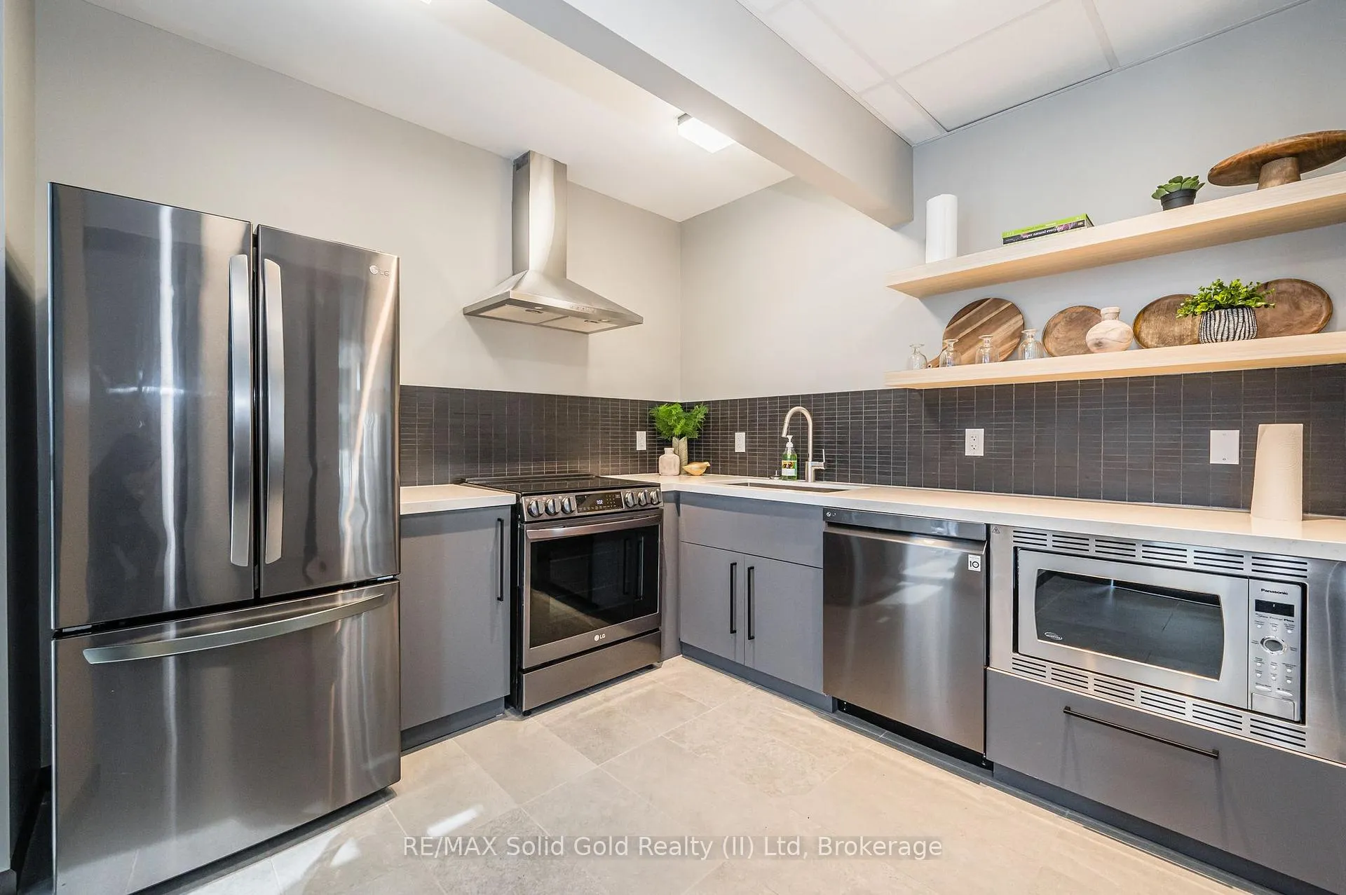 Photo 13 of Unit 2512, 108 Garment Street, Kitchener — HOMEH