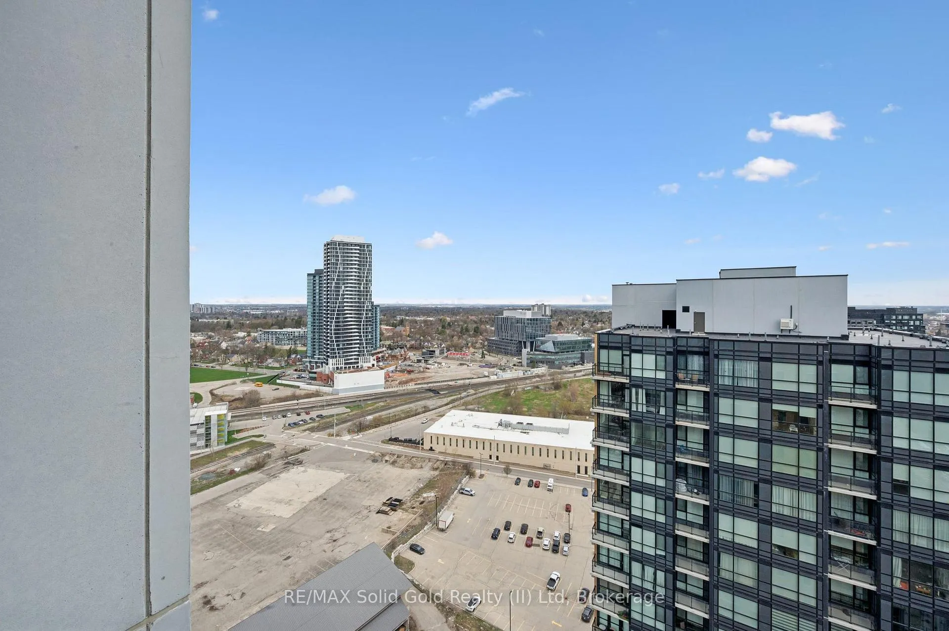 Photo 16 of Unit 2512, 108 Garment Street, Kitchener — HOMEH