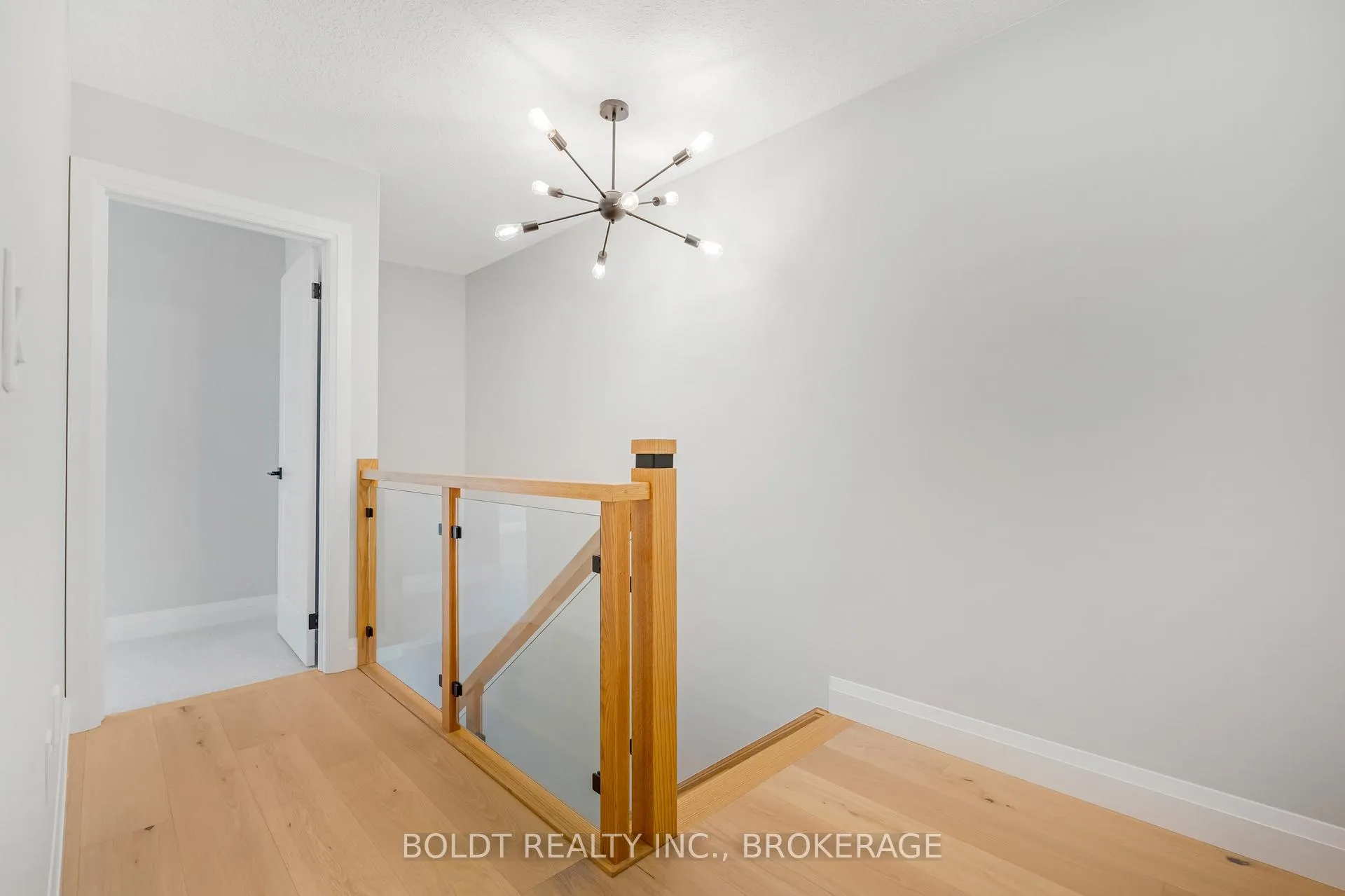 Photo 17 of 35 Wellspring Way, Pelham, Fonthill — HOMEH