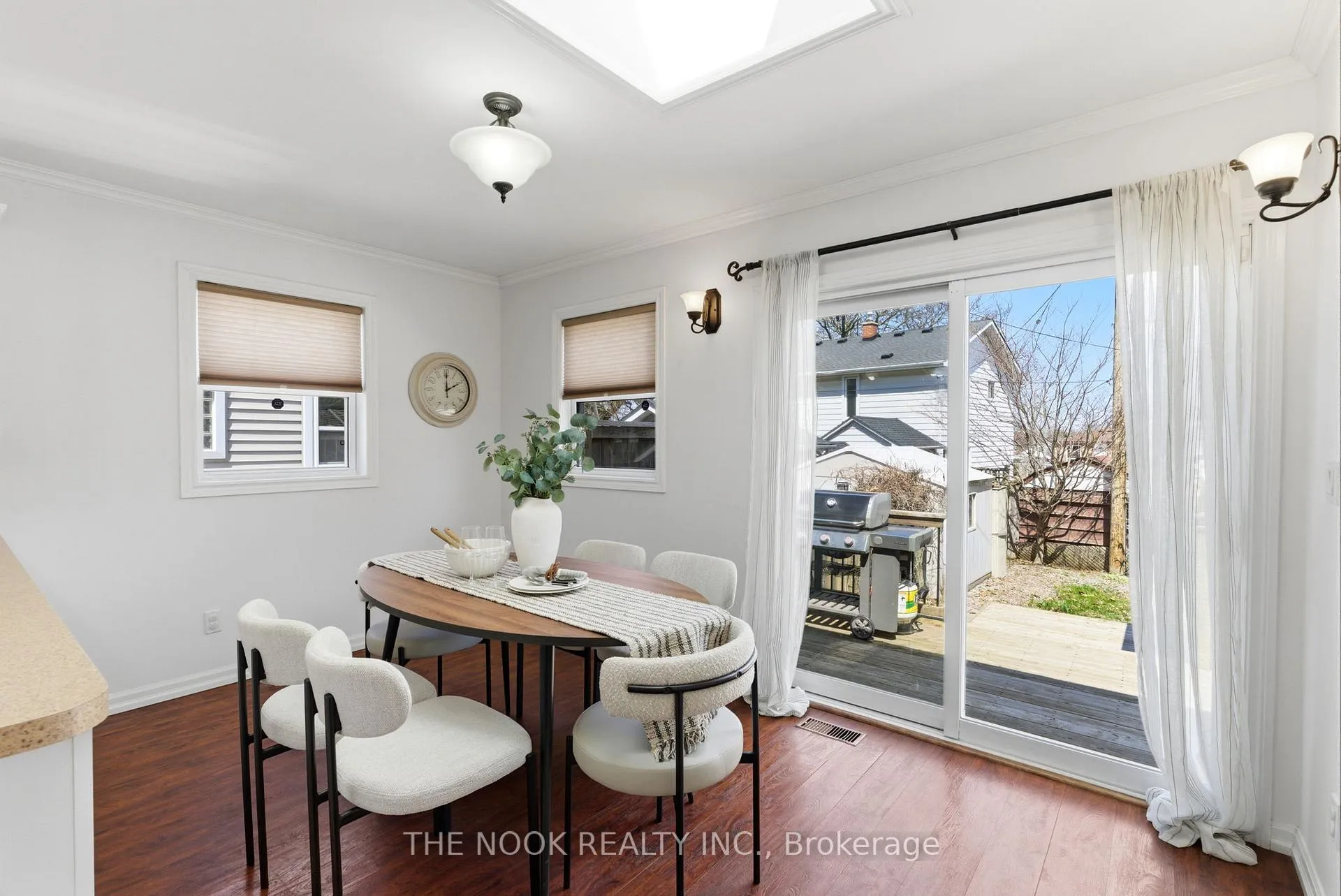 Photo 17 of 24 Birch Crescent, Ajax, Central — HOMEH