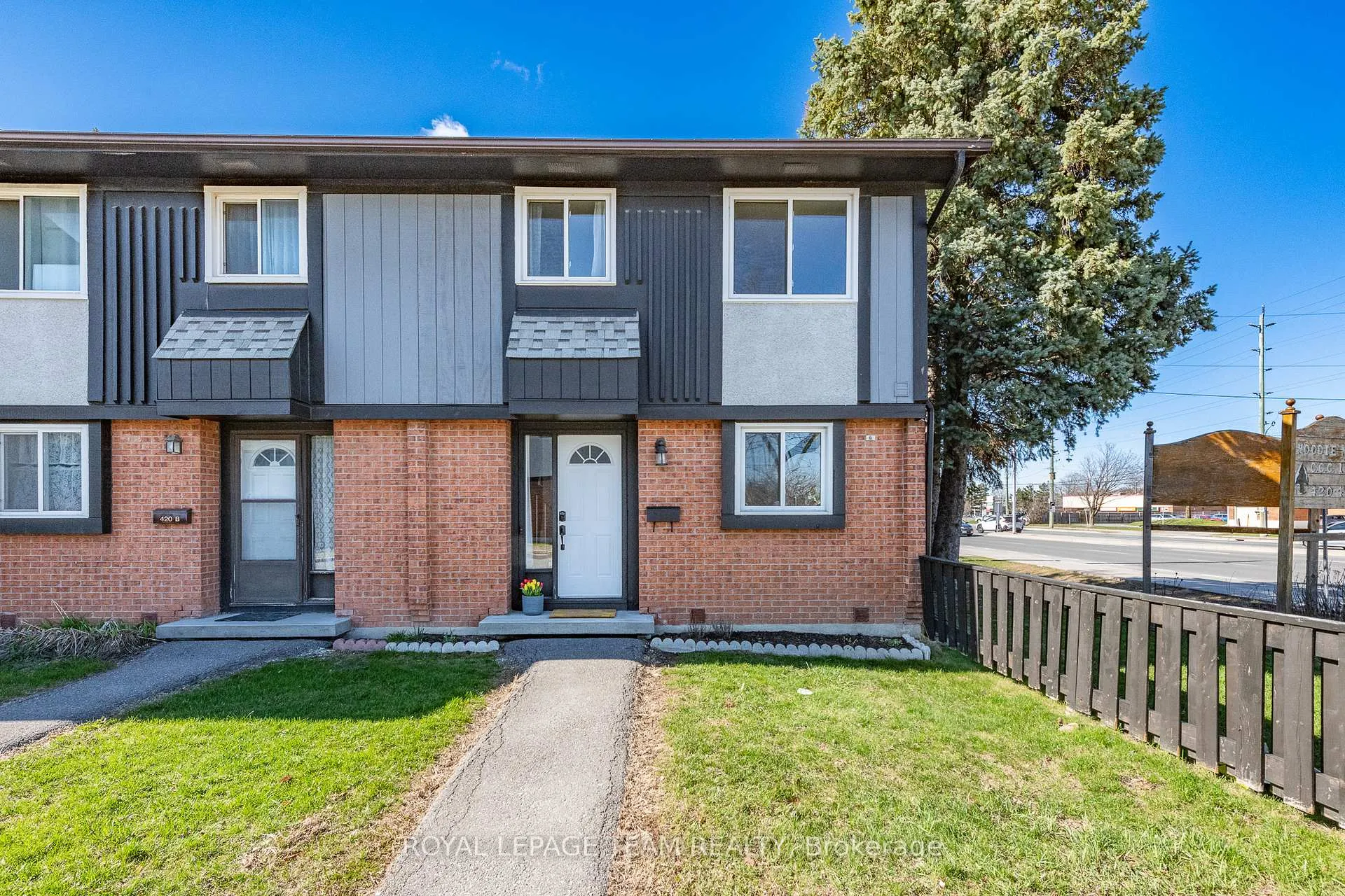Photo 1 of Unit A, 420 Moodie Drive, Ottawa, Westcliffe Estates — HOMEH