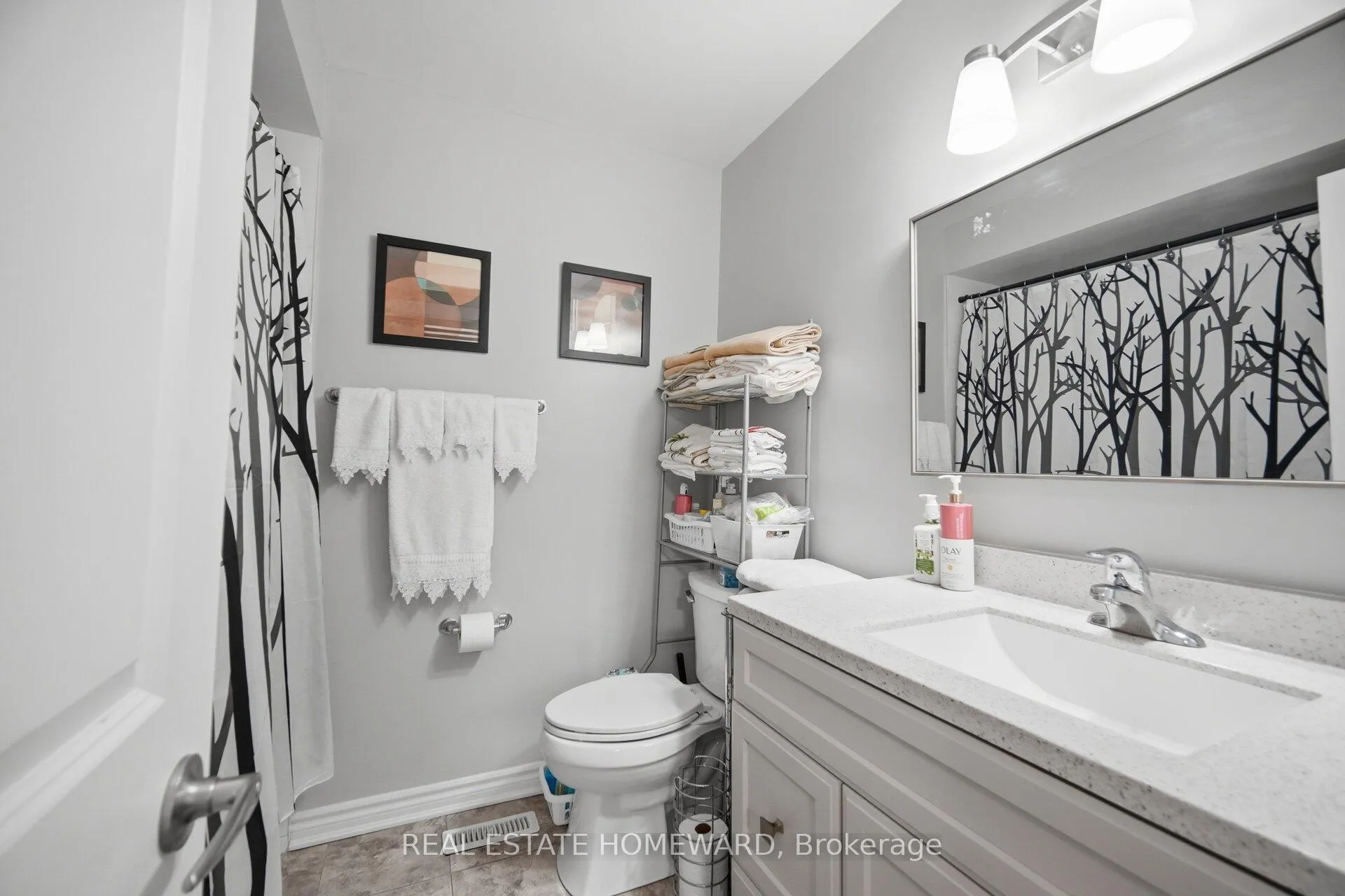 Photo 14 of 309 Royal Salisbury Way, Brampton, Madoc — HOMEH
