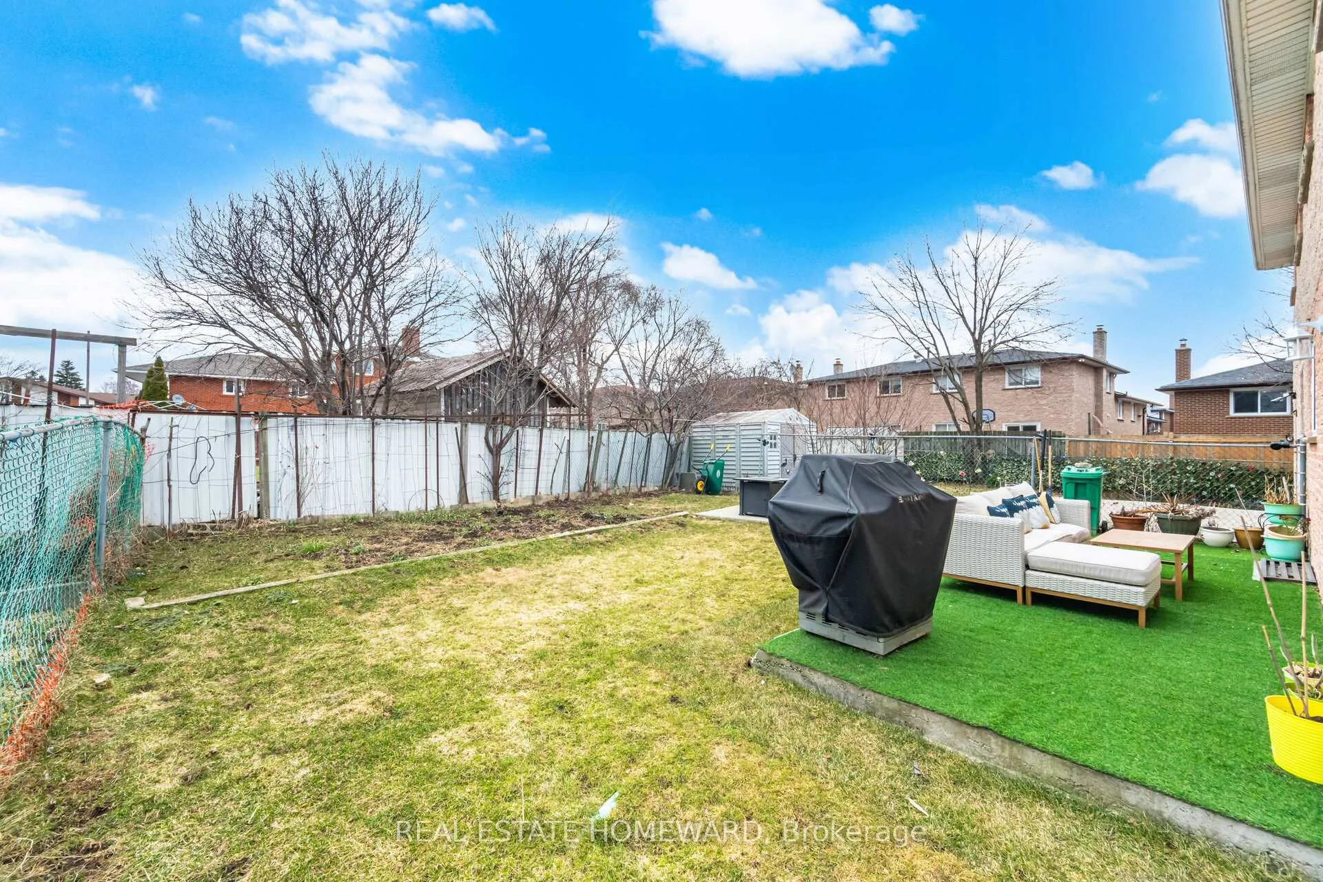 Photo 23 of 309 Royal Salisbury Way, Brampton, Madoc — HOMEH