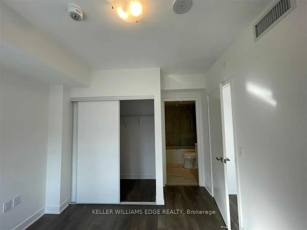 Photo 8 of Unit 1206, 195 Redpath Avenue, Toronto, Mount Pleasant West — HOMEH