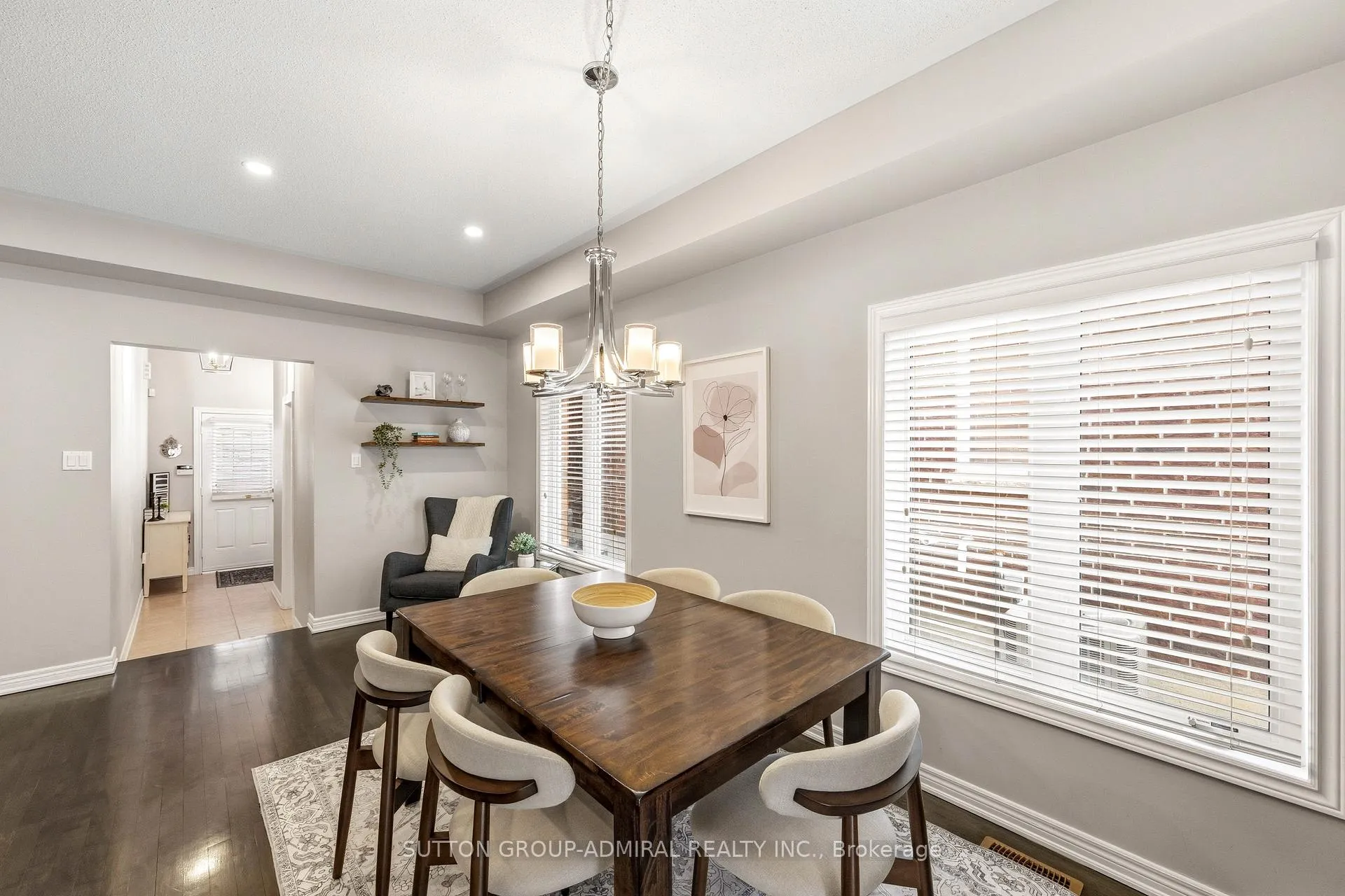 Photo 8 of 141 Lauderdale Drive, Vaughan, Patterson — HOMEH