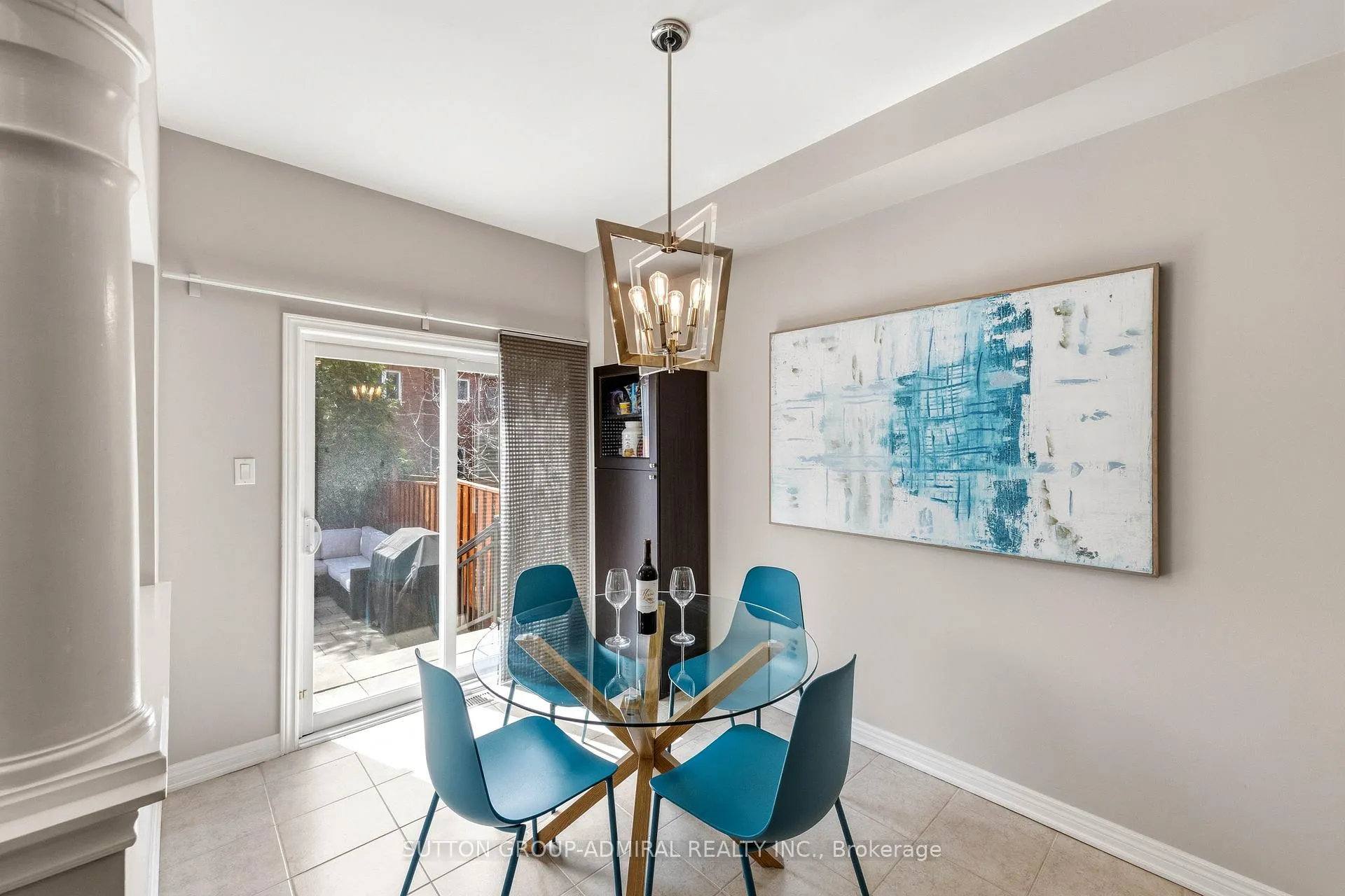 Photo 15 of 141 Lauderdale Drive, Vaughan, Patterson — HOMEH