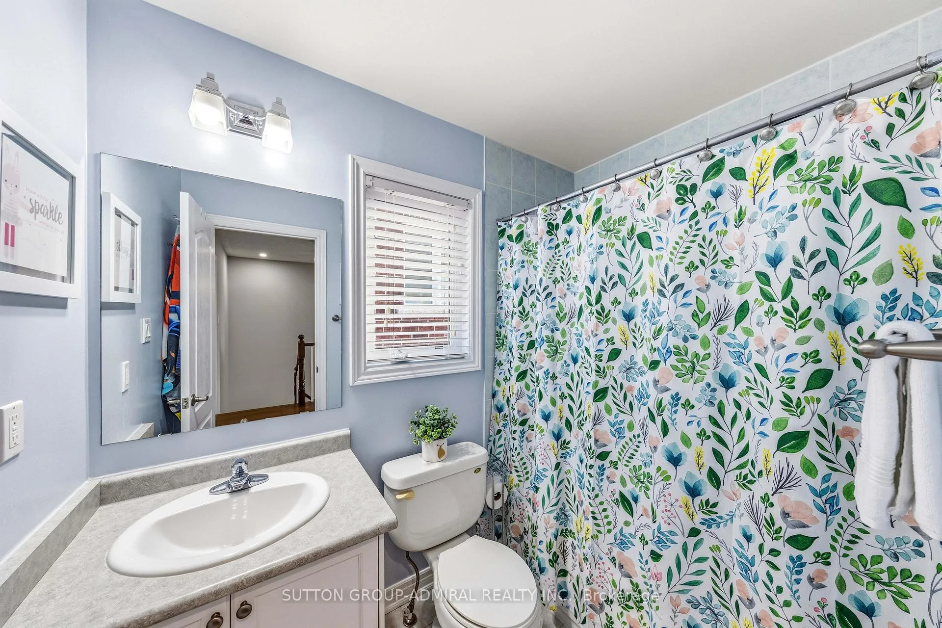 Photo 26 of 141 Lauderdale Drive, Vaughan, Patterson — HOMEH