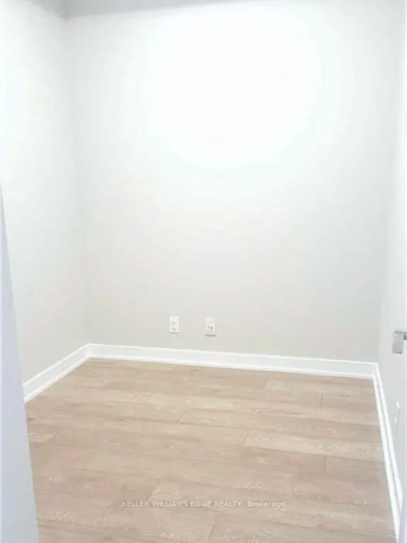Photo 7 of Unit 1013, 21 Nelson Street, Toronto, Waterfront Communities — HOMEH