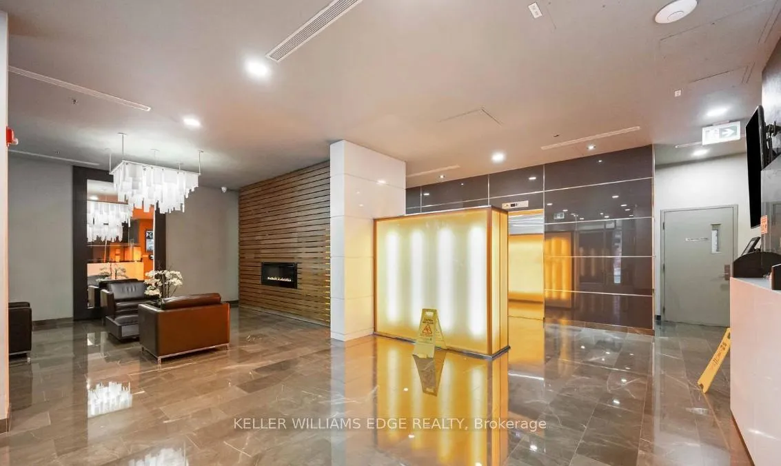 Photo 12 of Unit 1013, 21 Nelson Street, Toronto, Waterfront Communities — HOMEH