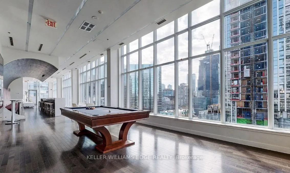 Photo 15 of Unit 1013, 21 Nelson Street, Toronto, Waterfront Communities — HOMEH