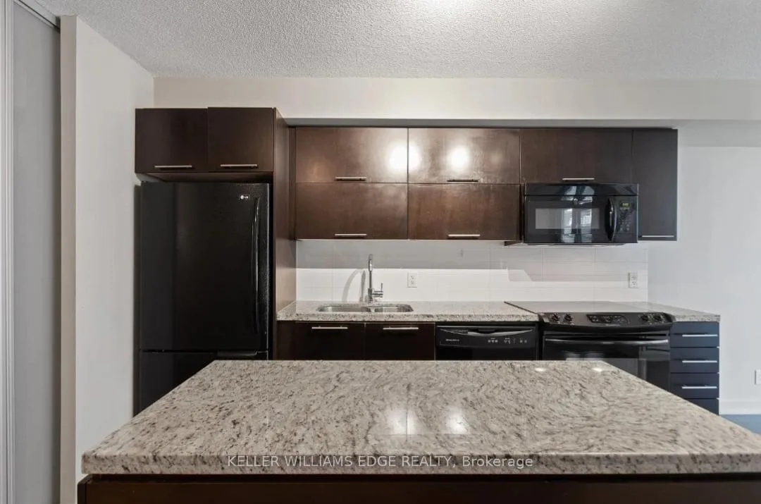 Photo 4 of Unit 414, 21 Nelson Street, Toronto, Waterfront Communities — HOMEH