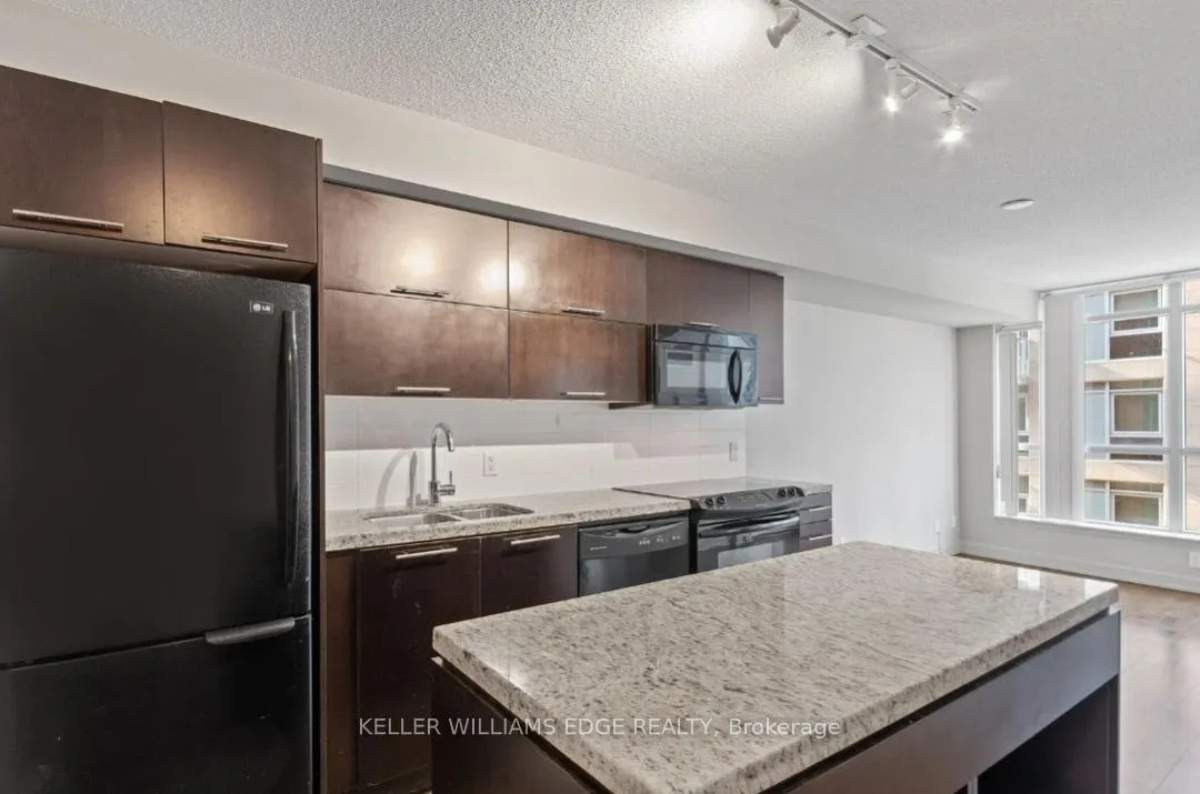Photo 5 of Unit 414, 21 Nelson Street, Toronto, Waterfront Communities — HOMEH
