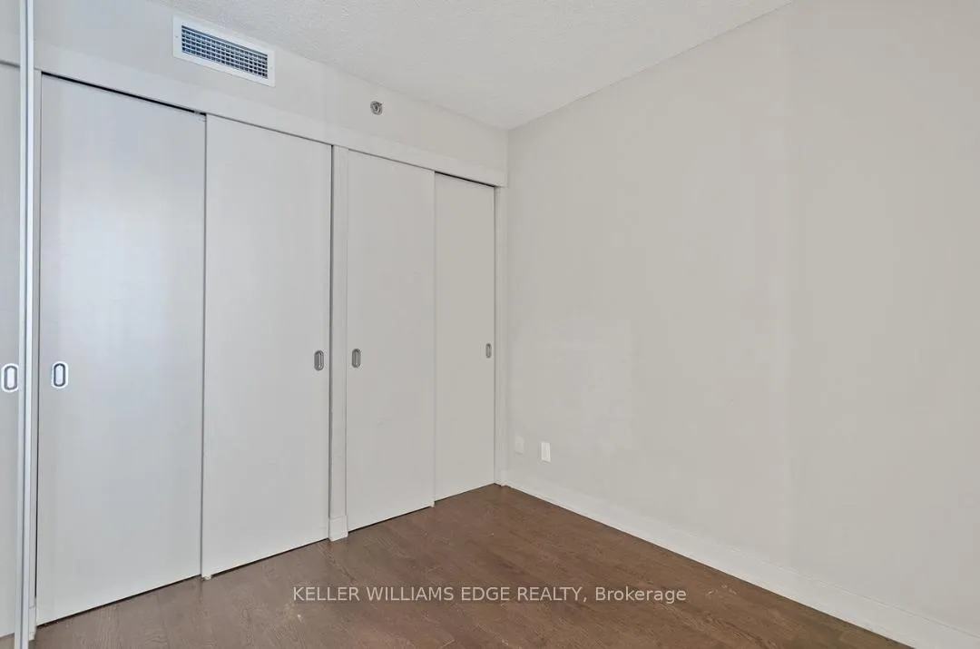 Photo 24 of Unit 414, 21 Nelson Street, Toronto, Waterfront Communities — HOMEH