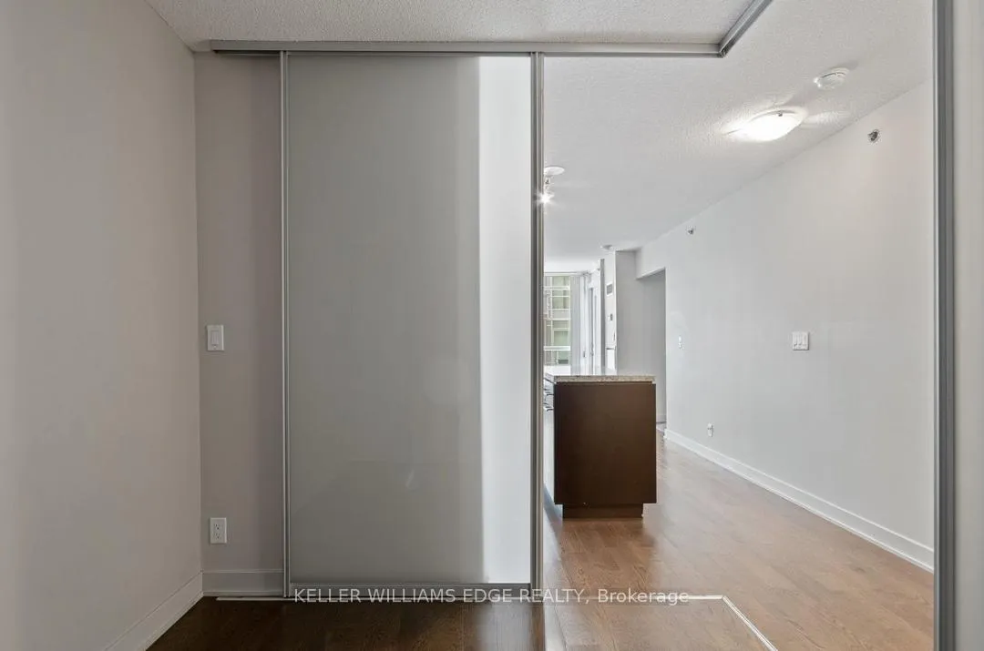 Photo 26 of Unit 414, 21 Nelson Street, Toronto, Waterfront Communities — HOMEH