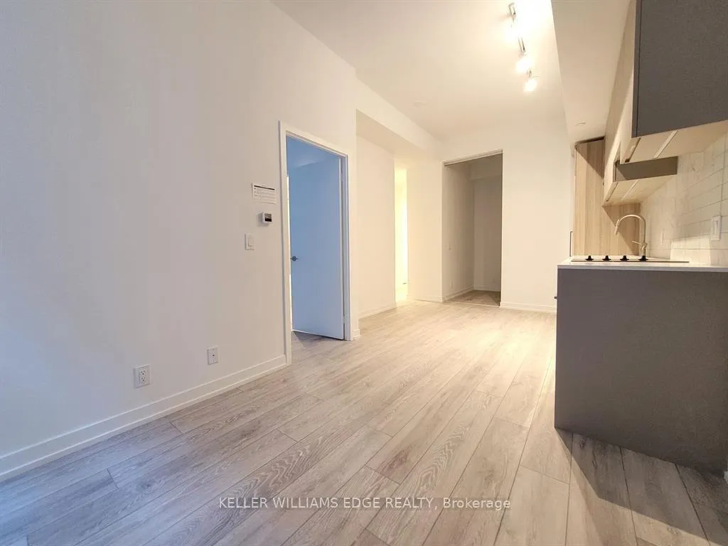 Photo 4 of Unit 601, 55 Mercer Street, Toronto, Waterfront Communities — HOMEH