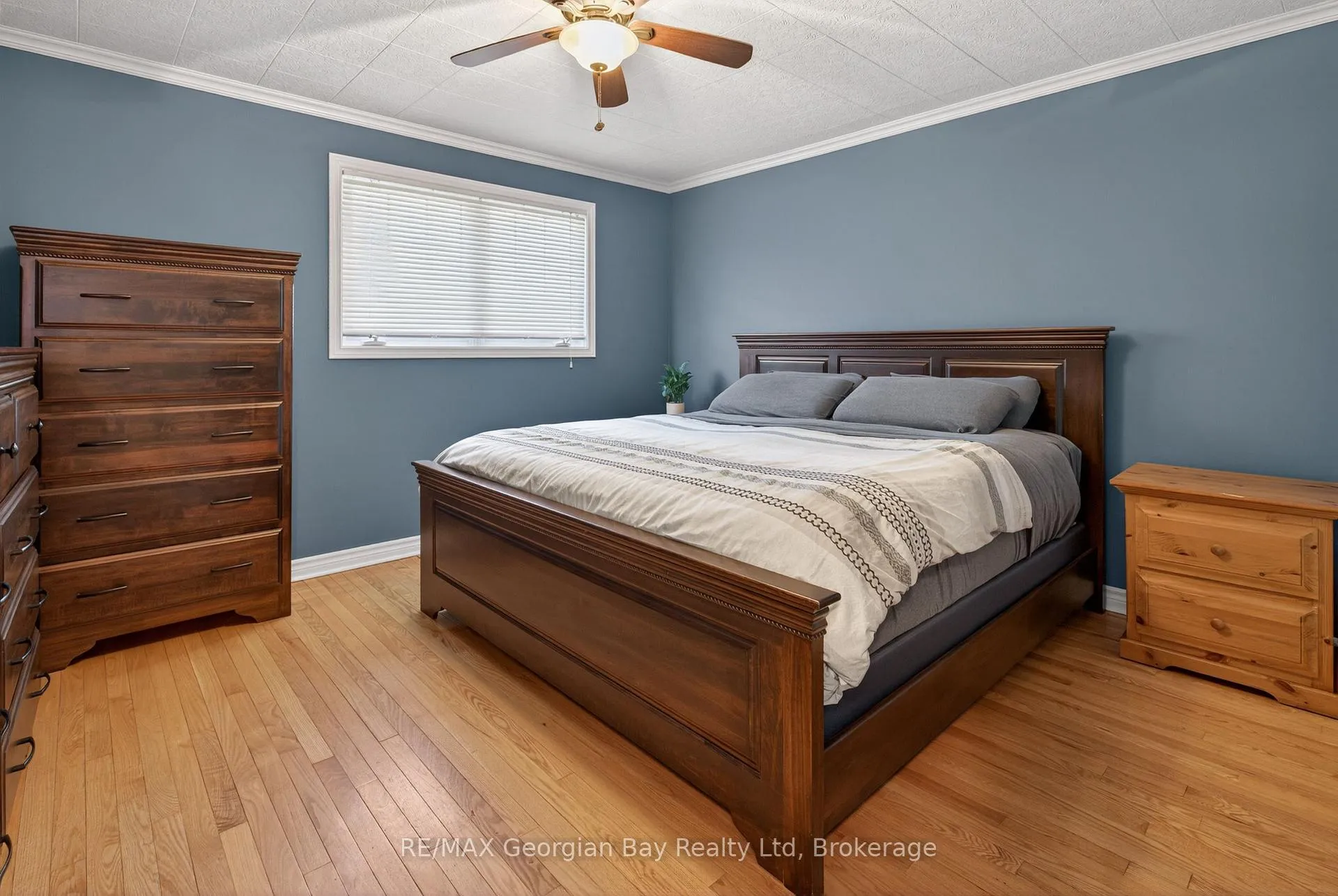 Photo 15 of 919 Eighth Avenue, Tay, Port McNicoll — HOMEH