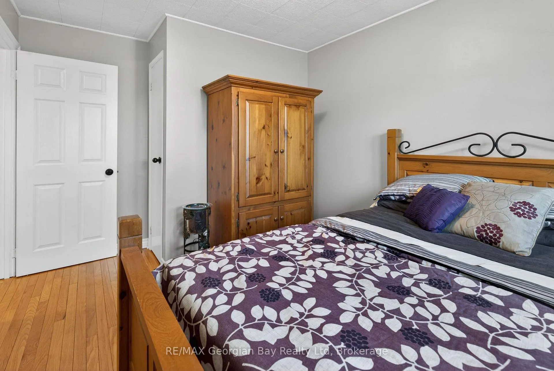 Photo 18 of 919 Eighth Avenue, Tay, Port McNicoll — HOMEH