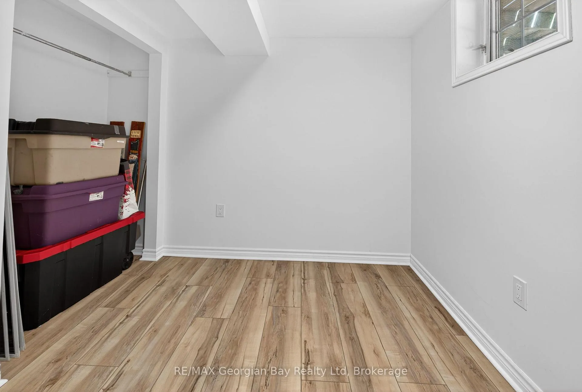 Photo 23 of 919 Eighth Avenue, Tay, Port McNicoll — HOMEH