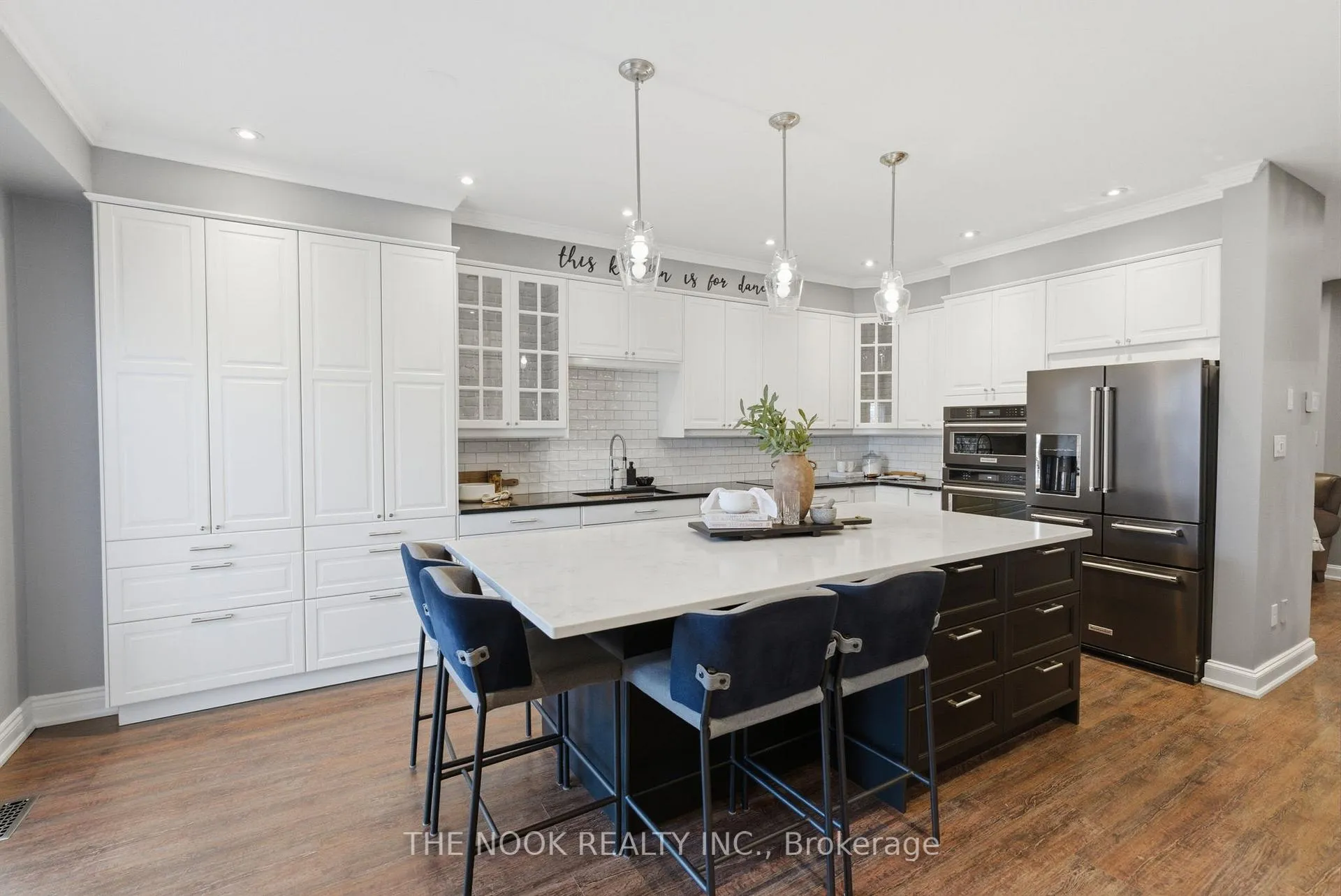 Photo 8 of 117 Point Hope Place, Whitby, Port Whitby — HOMEH