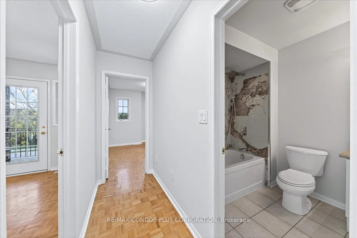 Photo 28 of 289 Deepsprings Crescent, Vaughan, Vellore Village — HOMEH