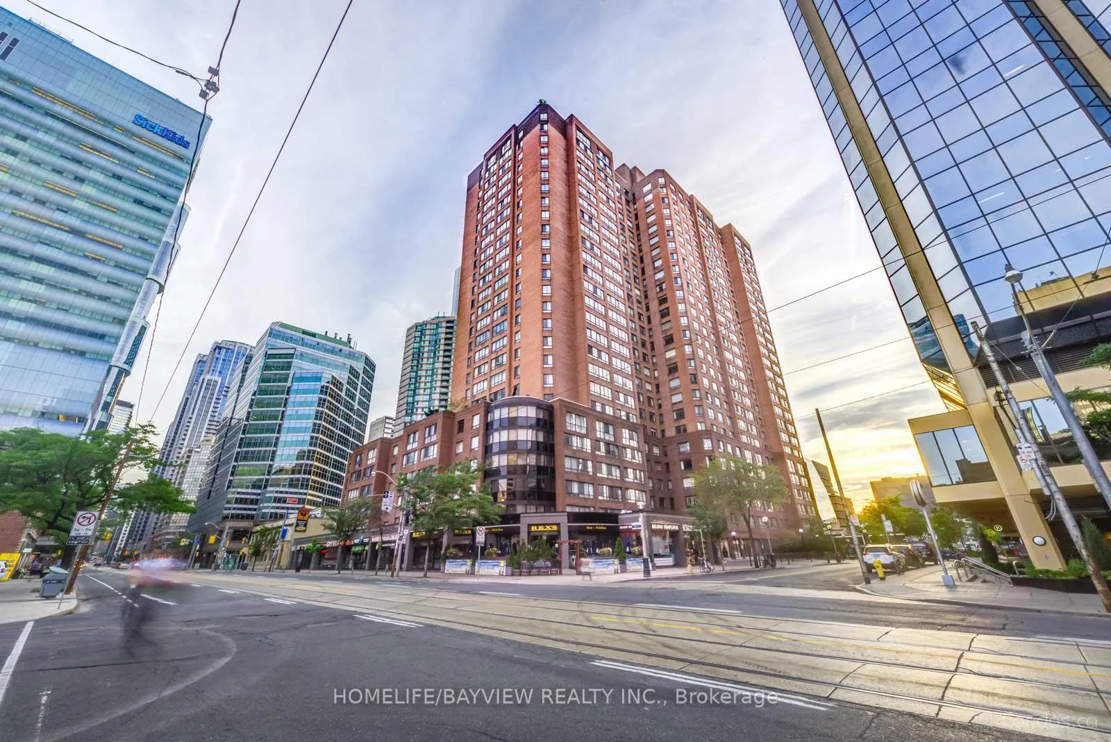 Photo 1 of Unit 222, 633 bay Street, Toronto, Bay Street Corridor — HOMEH