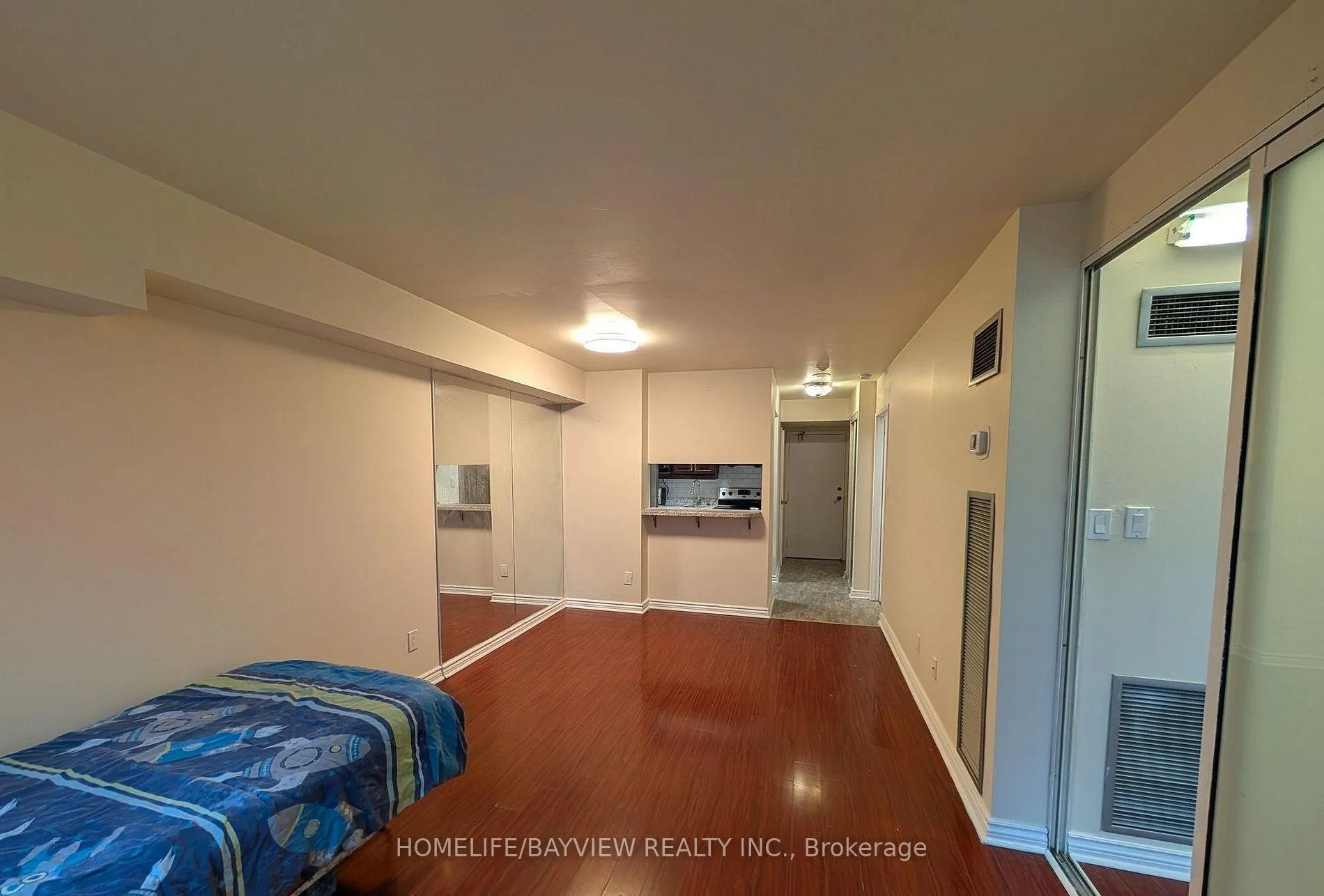 Photo 3 of Unit 222, 633 bay Street, Toronto, Bay Street Corridor — HOMEH
