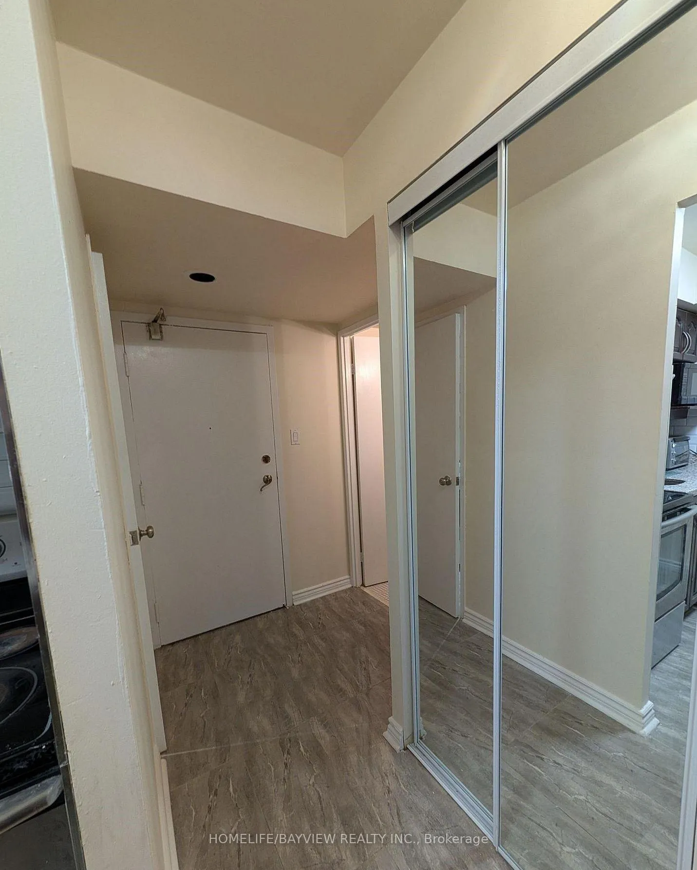 Photo 9 of Unit 222, 633 bay Street, Toronto, Bay Street Corridor — HOMEH