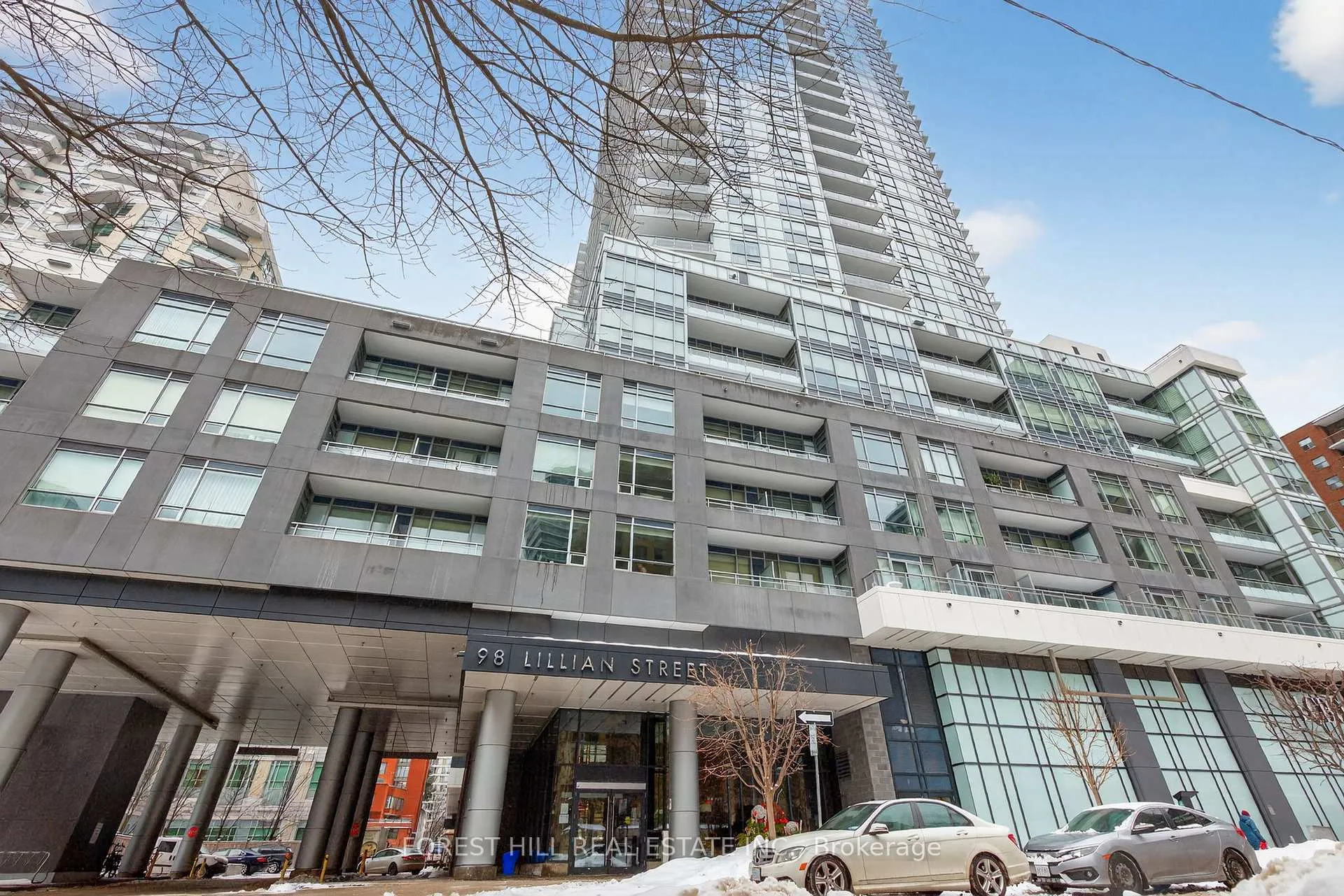 Front of Unit 3215, 98 Lillian Street