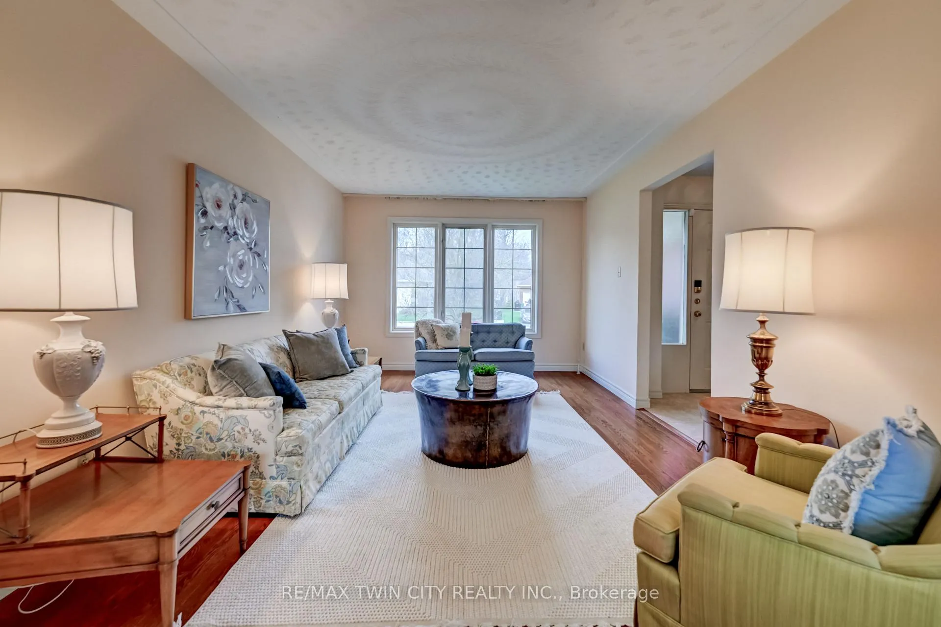 Photo 7 of 285 Magnolia Place, Waterloo — HOMEH