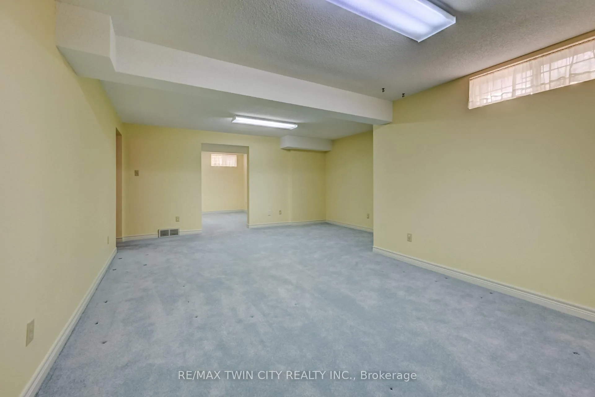 Photo 36 of 285 Magnolia Place, Waterloo — HOMEH