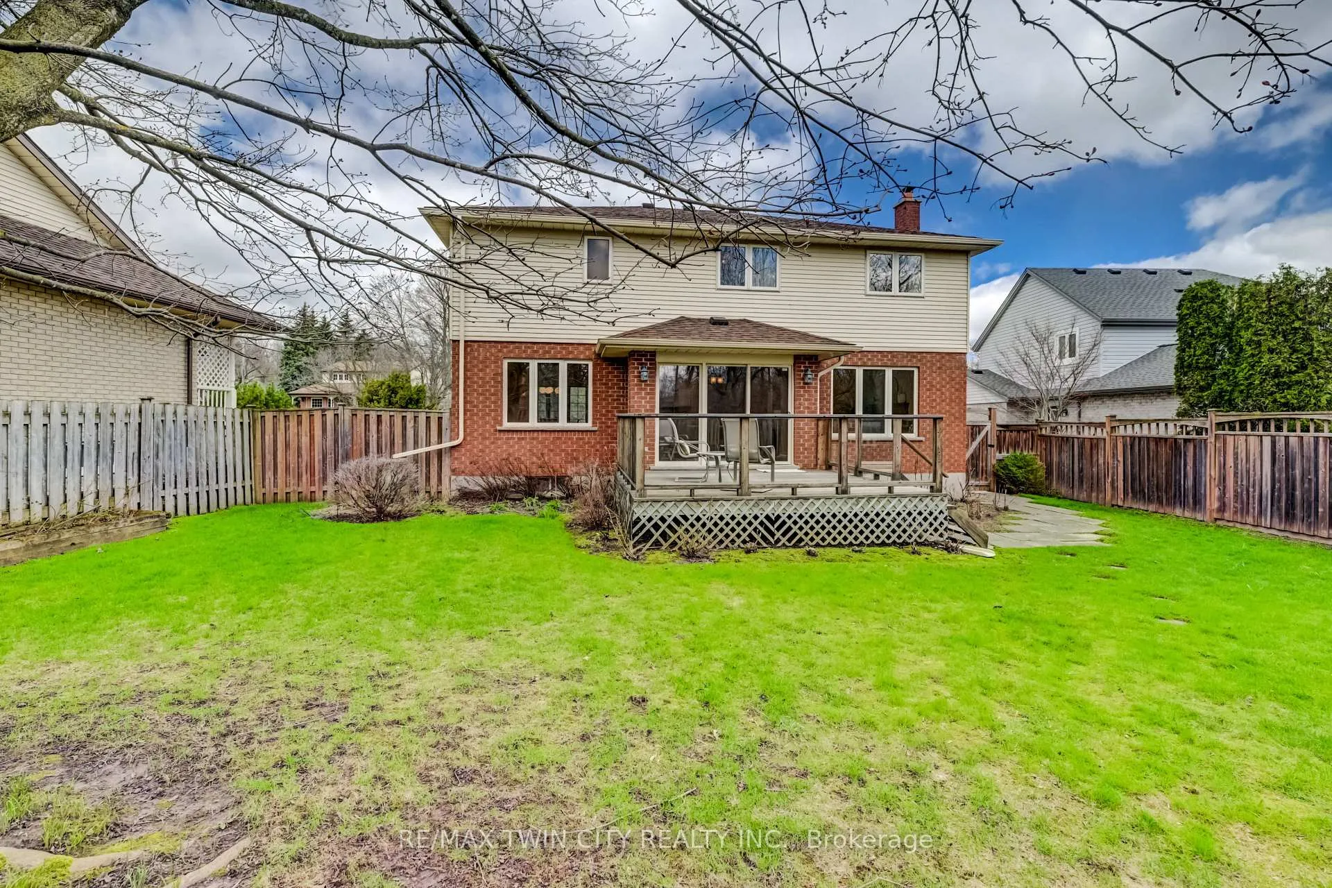 Photo 41 of 285 Magnolia Place, Waterloo — HOMEH
