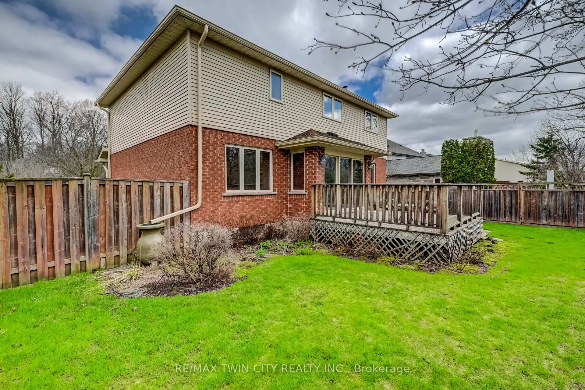 Photo 44 of 285 Magnolia Place, Waterloo — HOMEH