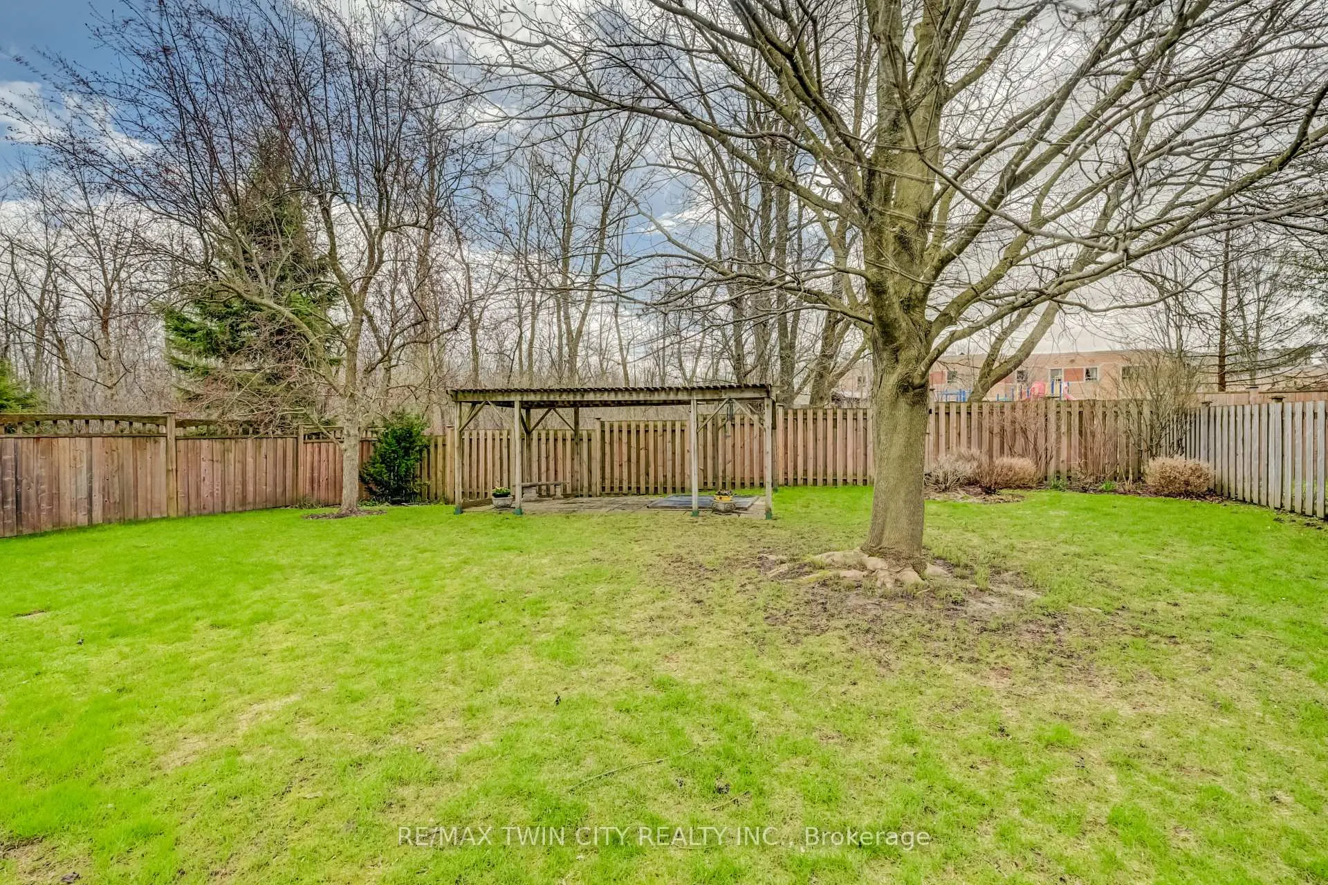 Photo 45 of 285 Magnolia Place, Waterloo — HOMEH