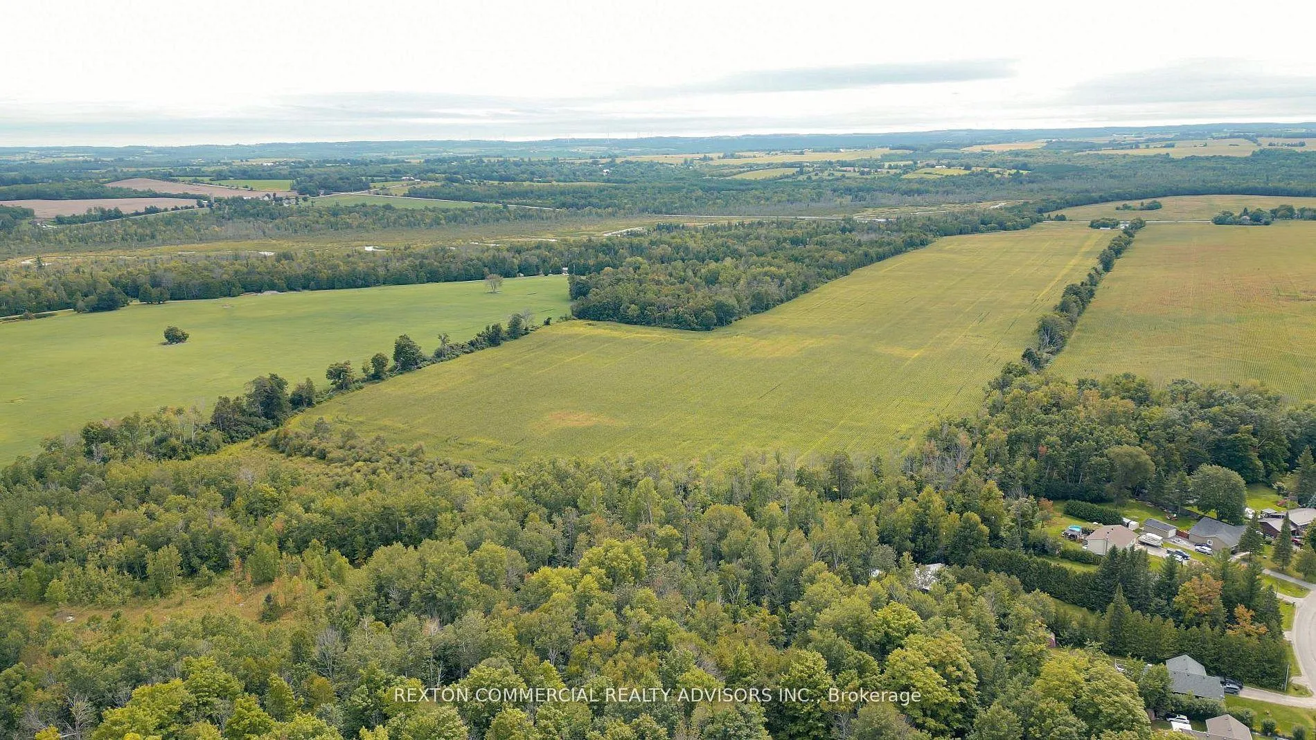 Photo 4 of 153 Golf Course Road, Kawartha Lakes, Manvers — HOMEH