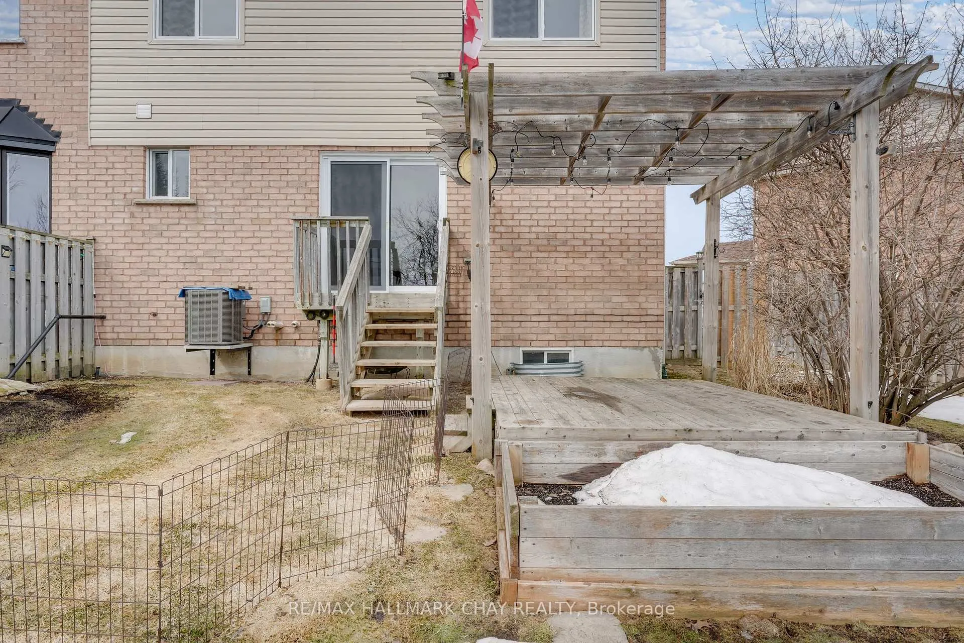 Photo 22 of 127 Trevino Circle, Barrie, East Bayfield — HOMEH